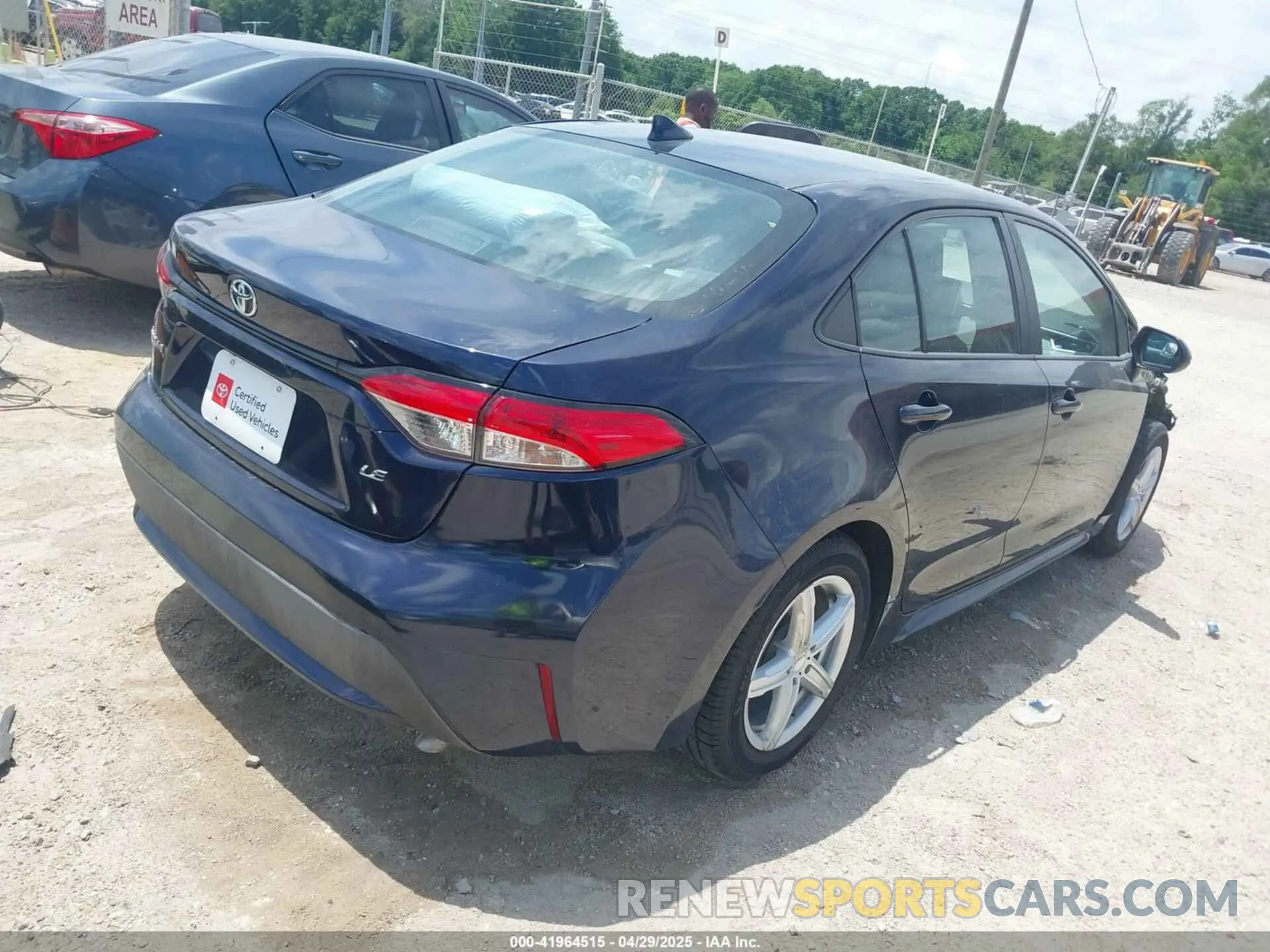 4 Photograph of a damaged car 5YFEPRAE0LP073119 TOYOTA COROLLA 2020