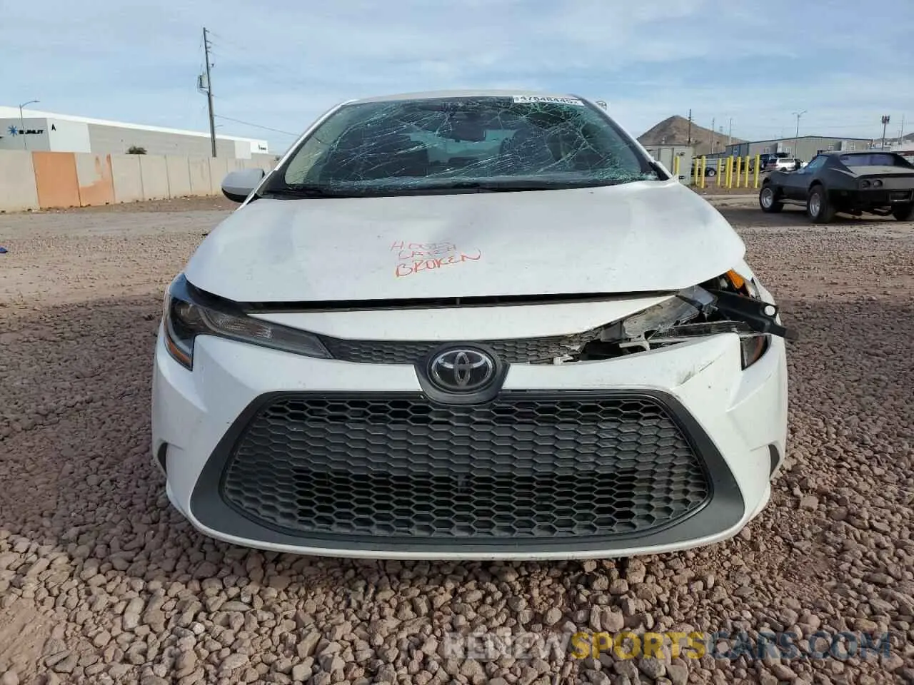 5 Photograph of a damaged car 5YFEPRAE0LP076795 TOYOTA COROLLA 2020