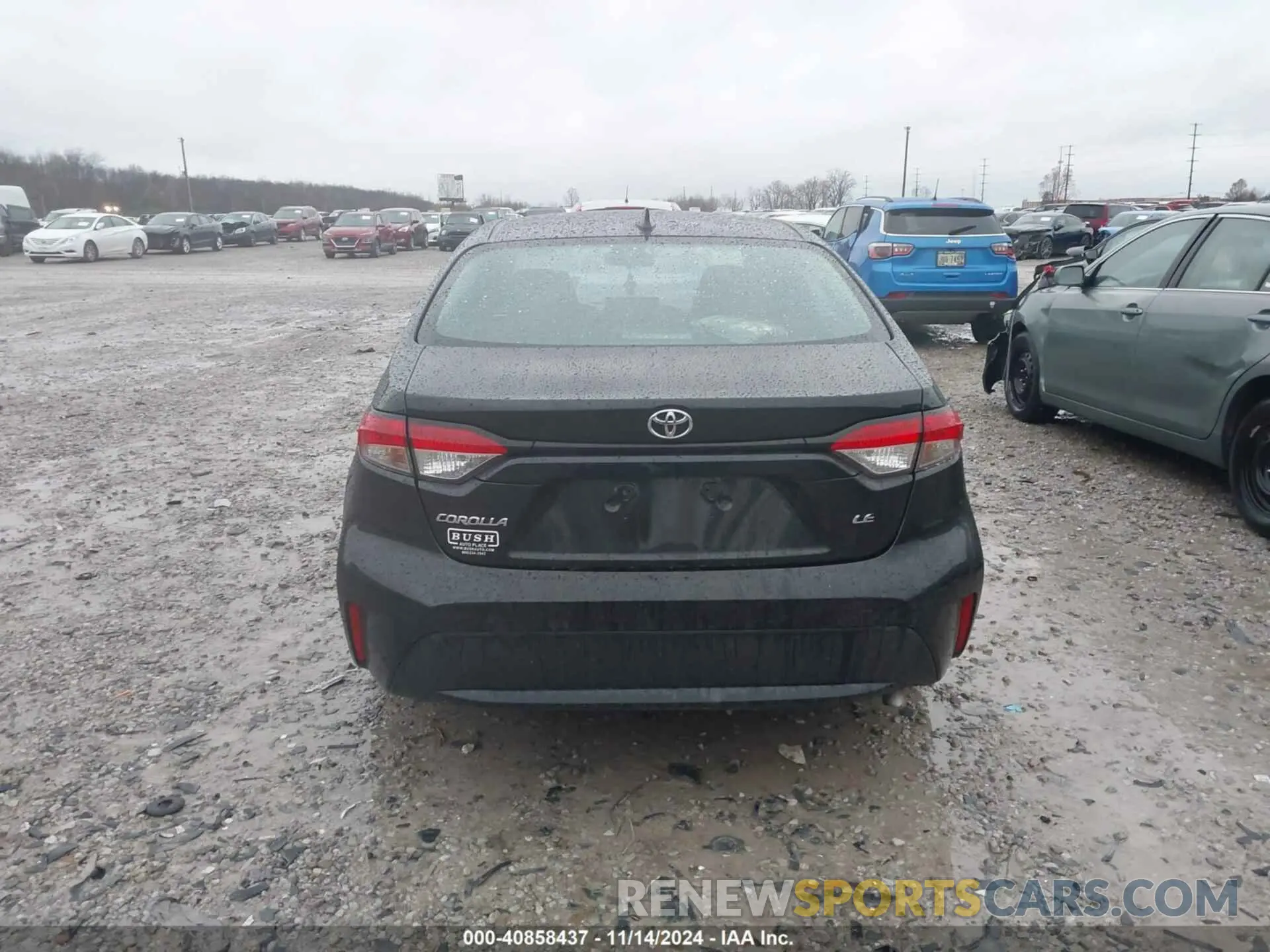 16 Photograph of a damaged car 5YFEPRAE0LP077137 TOYOTA COROLLA 2020