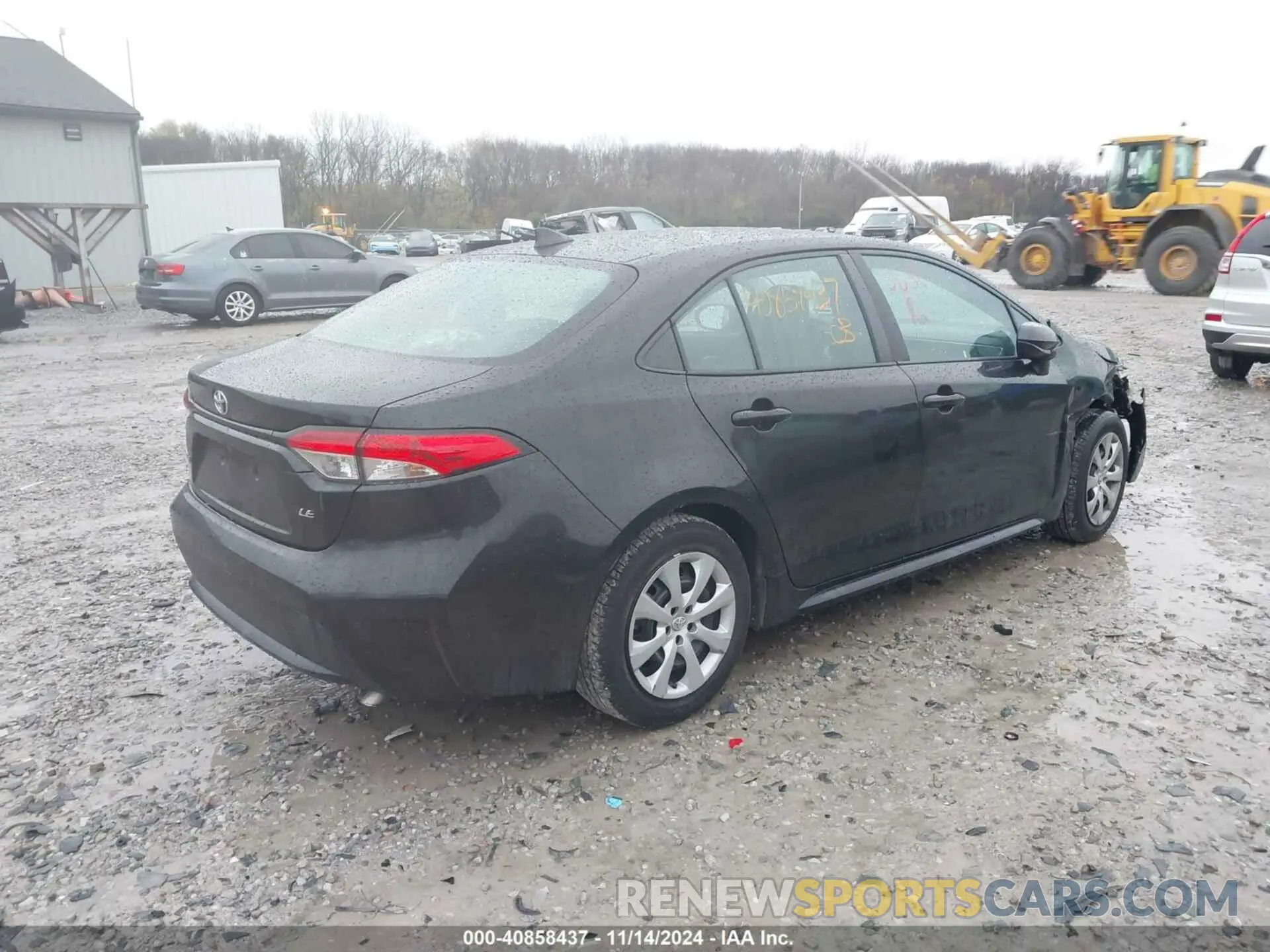 4 Photograph of a damaged car 5YFEPRAE0LP077137 TOYOTA COROLLA 2020