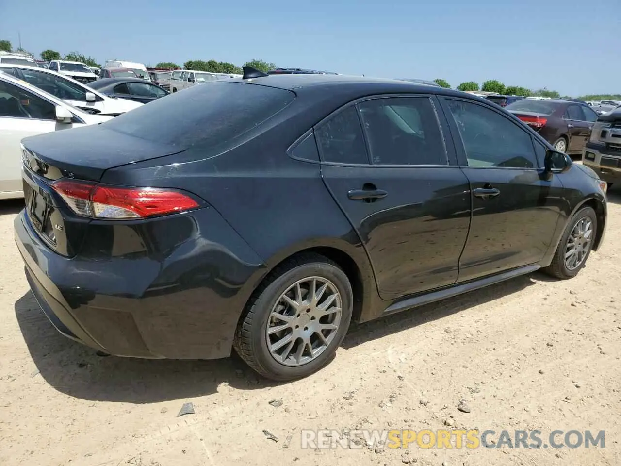 3 Photograph of a damaged car 5YFEPRAE0LP082497 TOYOTA COROLLA 2020