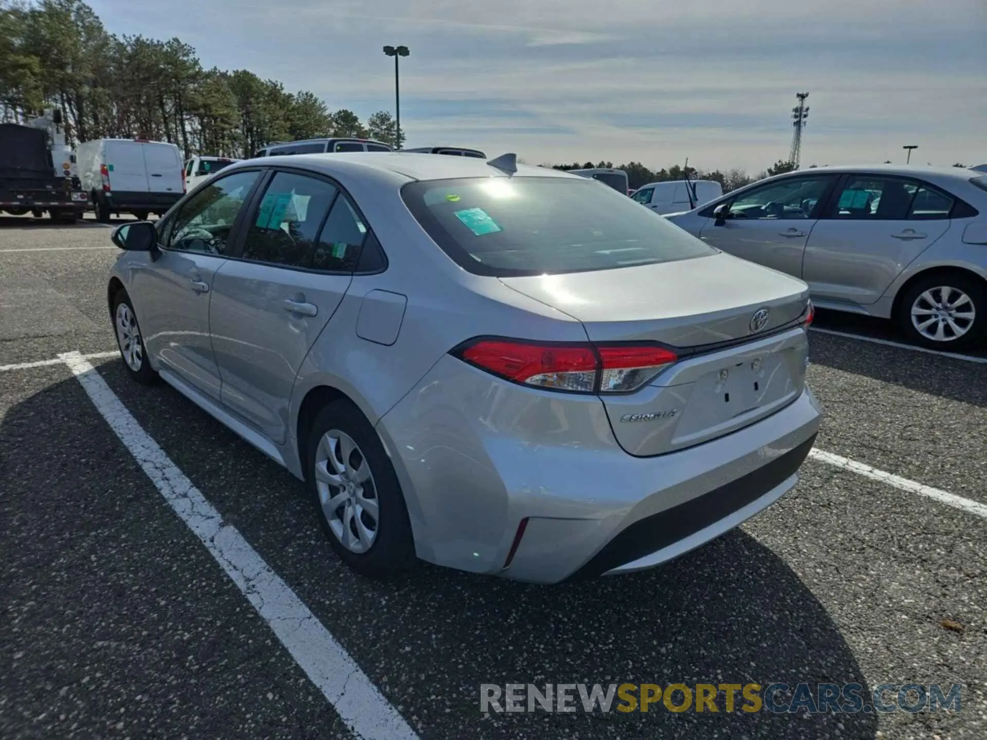 19 Photograph of a damaged car 5YFEPRAE0LP083231 TOYOTA COROLLA 2020