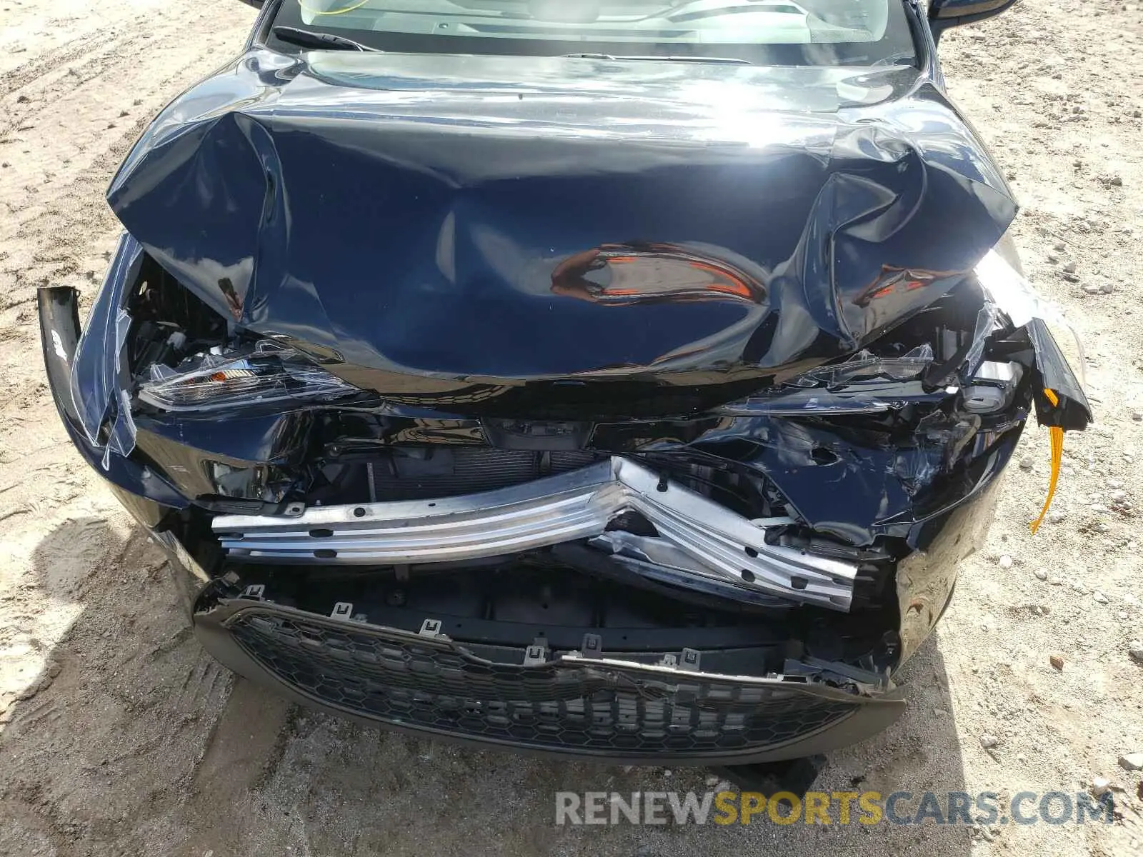 9 Photograph of a damaged car 5YFEPRAE0LP084475 TOYOTA COROLLA 2020