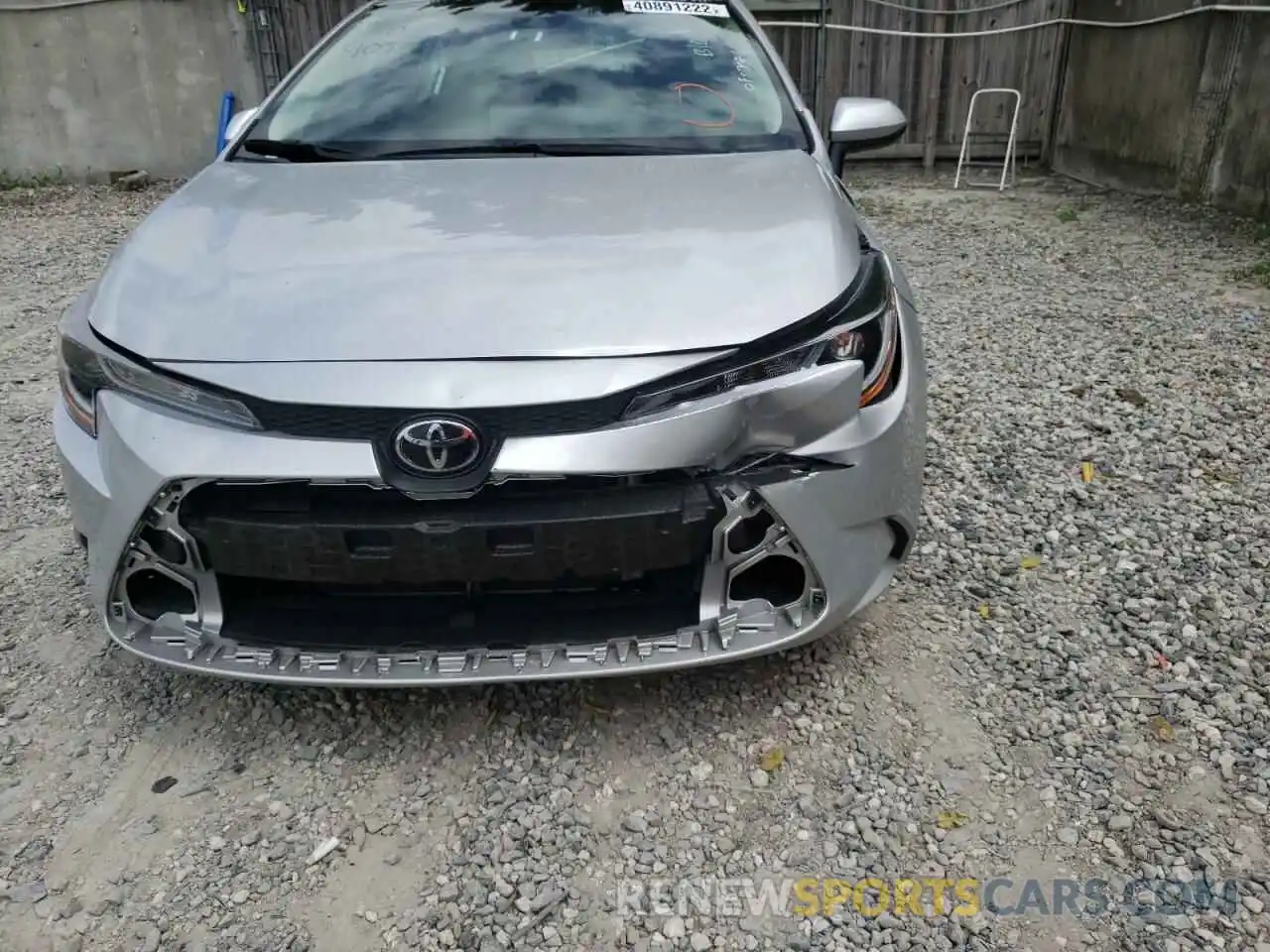 9 Photograph of a damaged car 5YFEPRAE0LP089059 TOYOTA COROLLA 2020