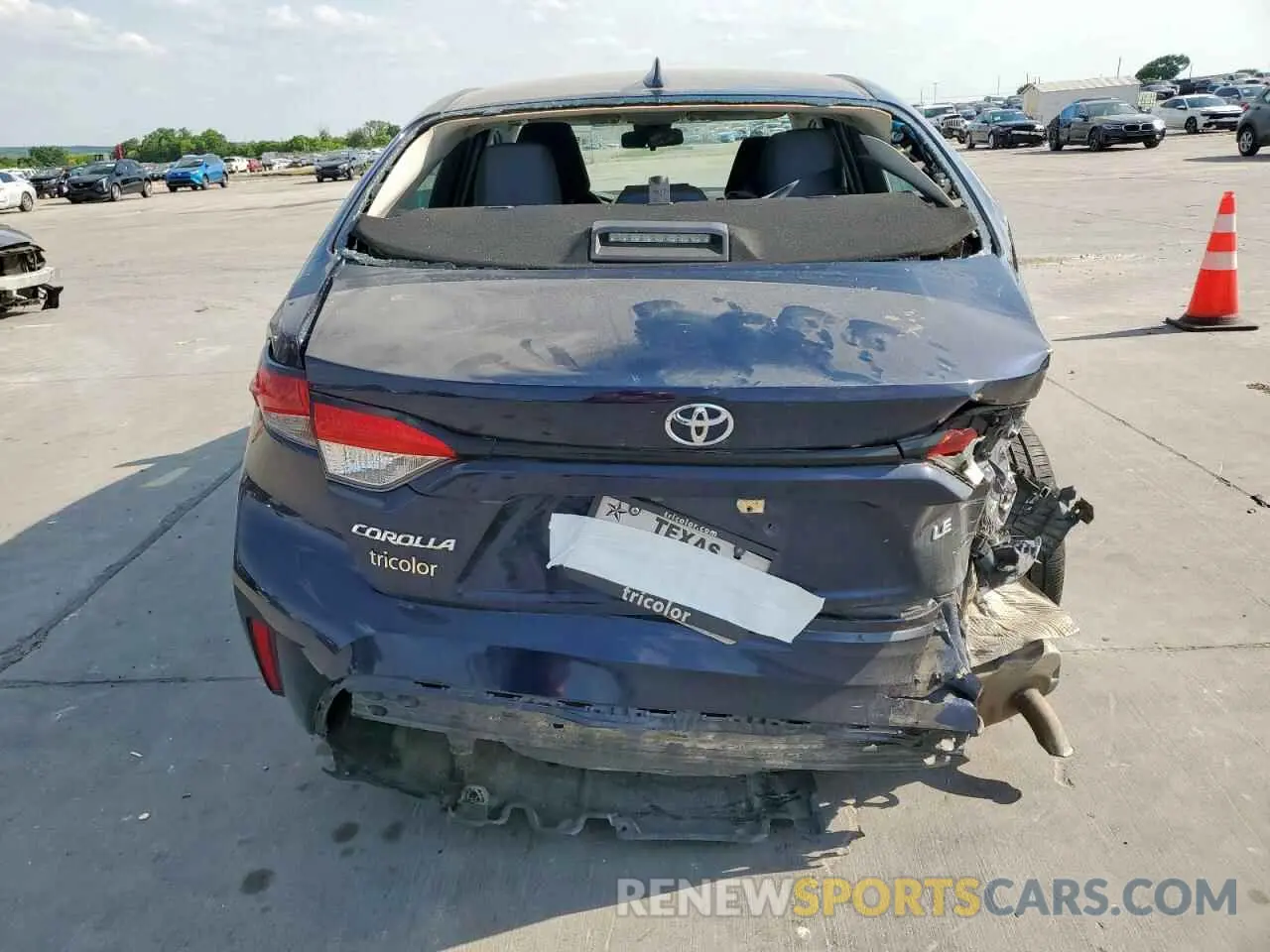 6 Photograph of a damaged car 5YFEPRAE0LP094925 TOYOTA COROLLA 2020