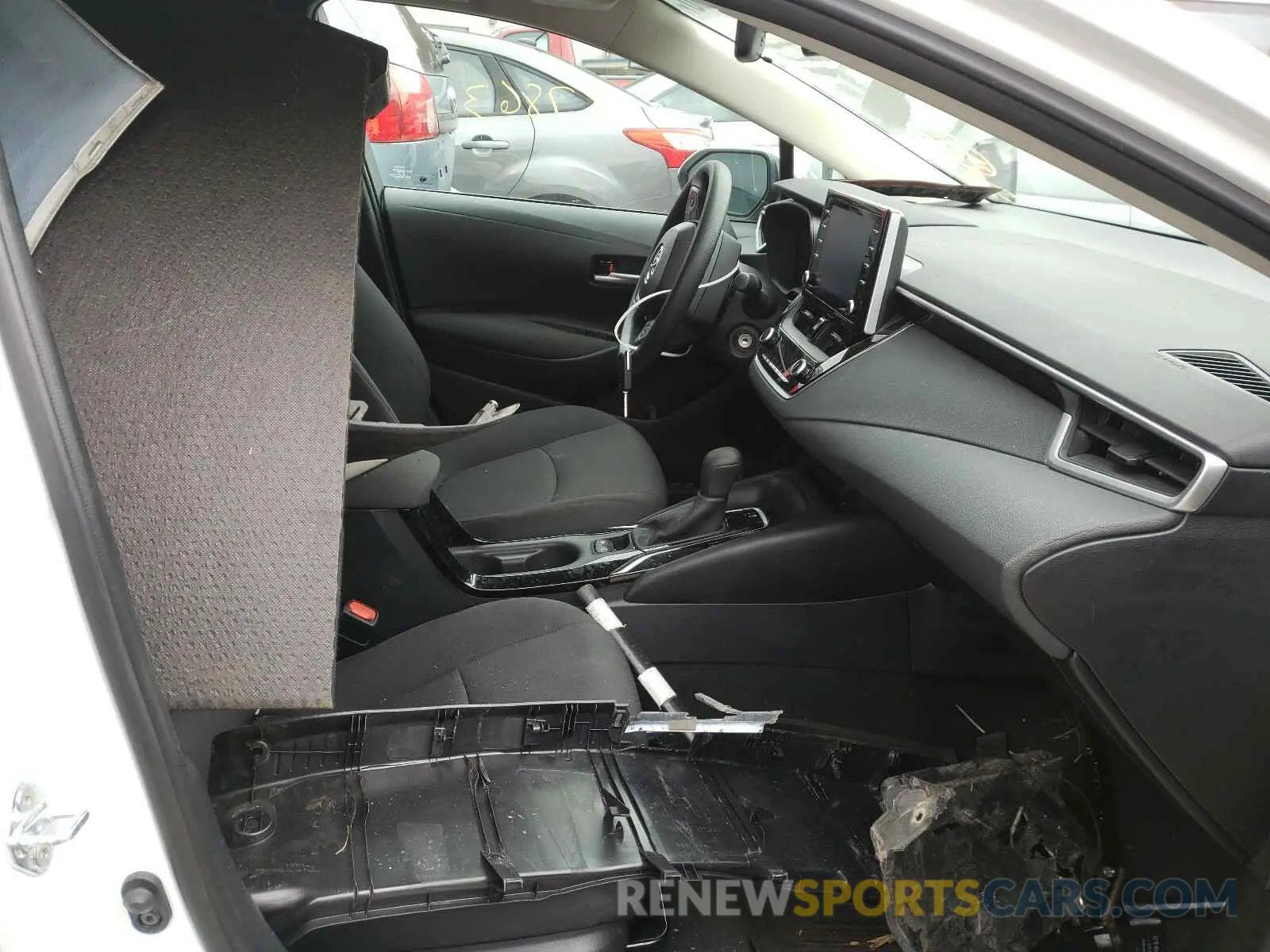 5 Photograph of a damaged car 5YFEPRAE0LP095198 TOYOTA COROLLA 2020