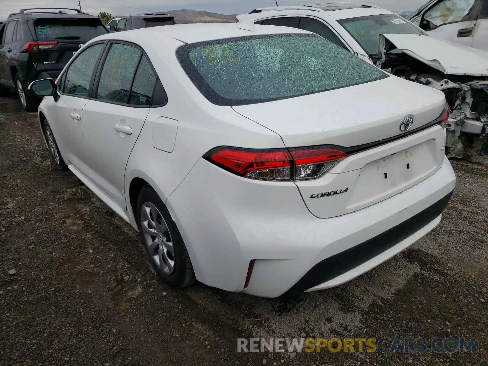 3 Photograph of a damaged car 5YFEPRAE0LP098876 TOYOTA COROLLA 2020