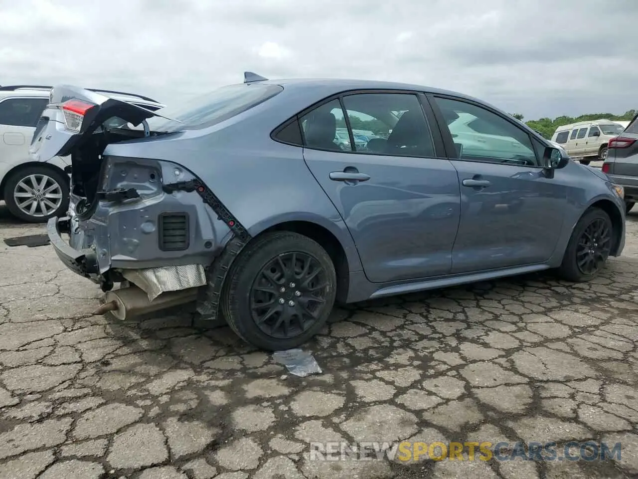 3 Photograph of a damaged car 5YFEPRAE0LP099588 TOYOTA COROLLA 2020