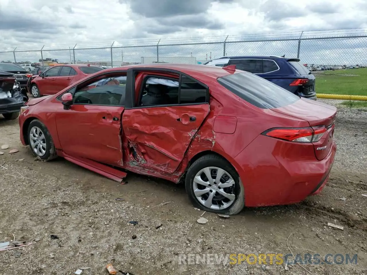 2 Photograph of a damaged car 5YFEPRAE0LP103722 TOYOTA COROLLA 2020
