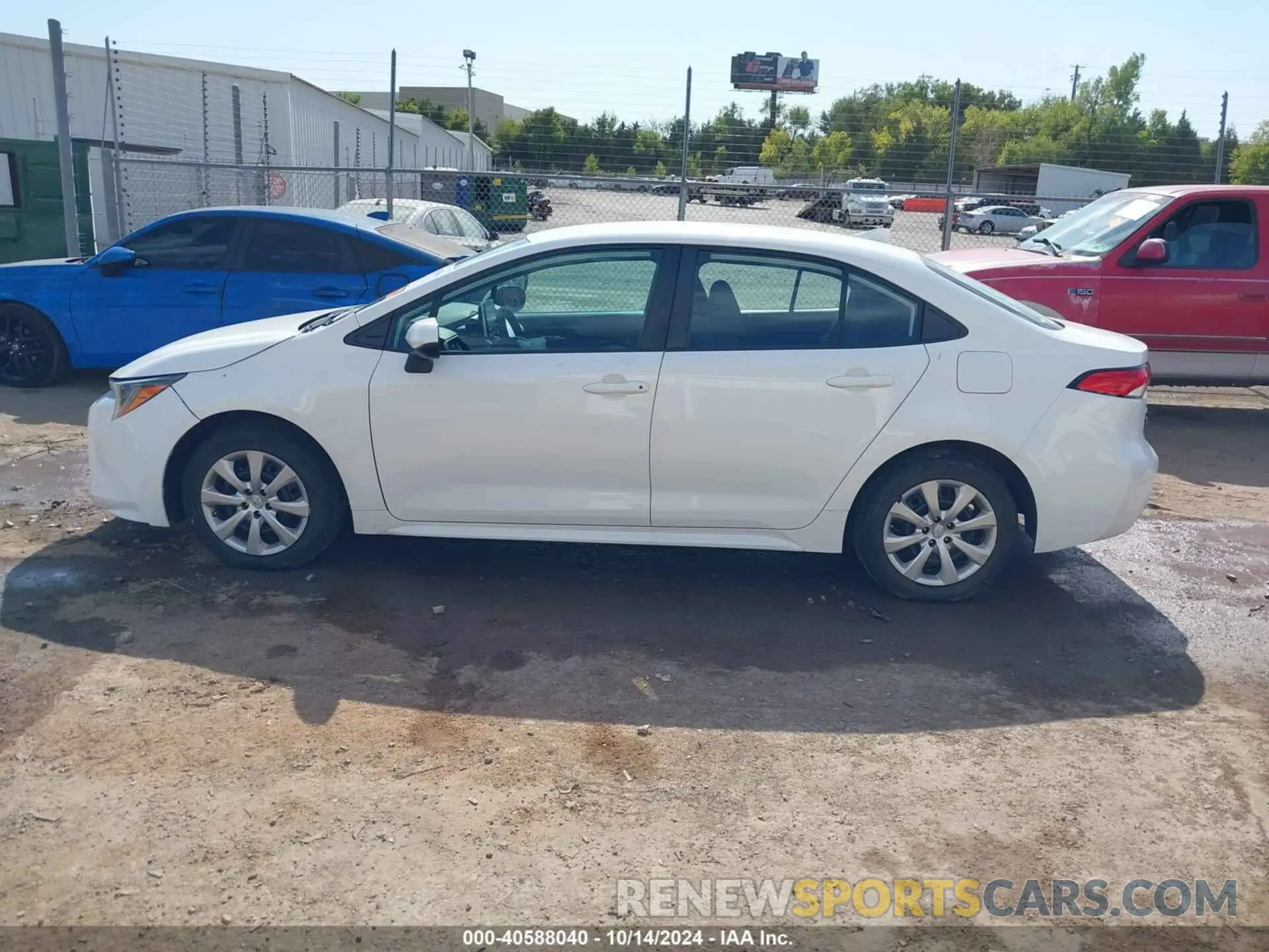 15 Photograph of a damaged car 5YFEPRAE0LP103932 TOYOTA COROLLA 2020