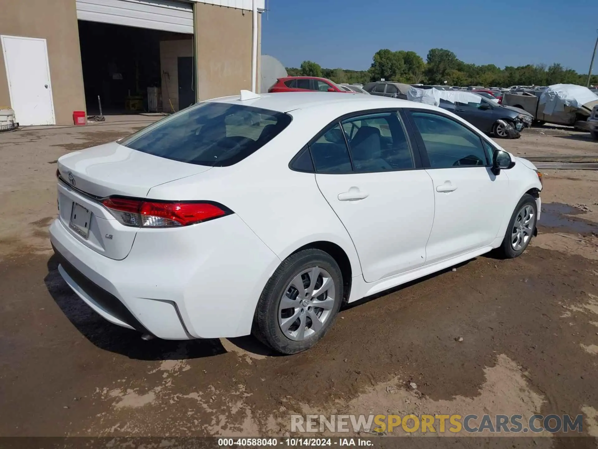 4 Photograph of a damaged car 5YFEPRAE0LP103932 TOYOTA COROLLA 2020