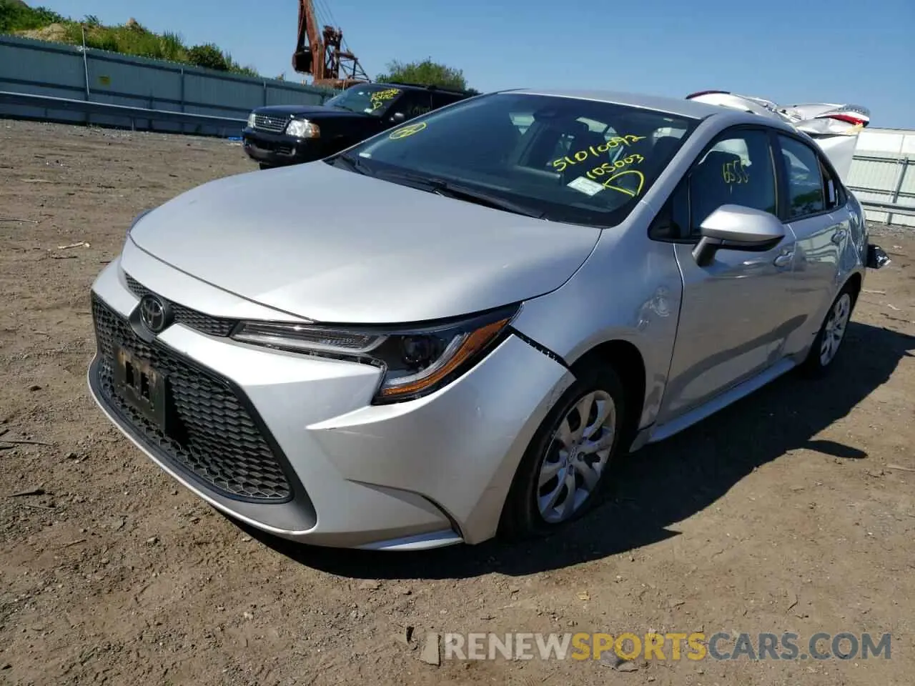 2 Photograph of a damaged car 5YFEPRAE0LP105003 TOYOTA COROLLA 2020