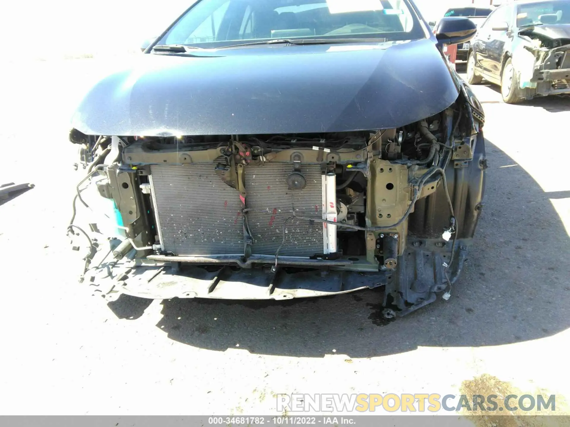 6 Photograph of a damaged car 5YFEPRAE0LP106250 TOYOTA COROLLA 2020