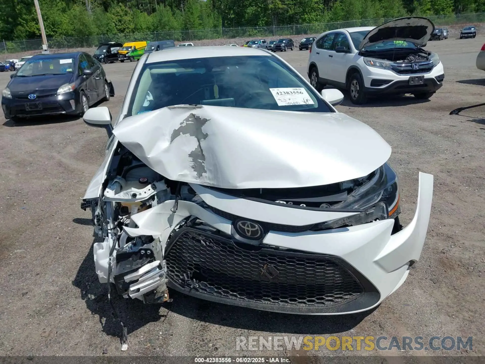 12 Photograph of a damaged car 5YFEPRAE0LP111822 TOYOTA COROLLA 2020