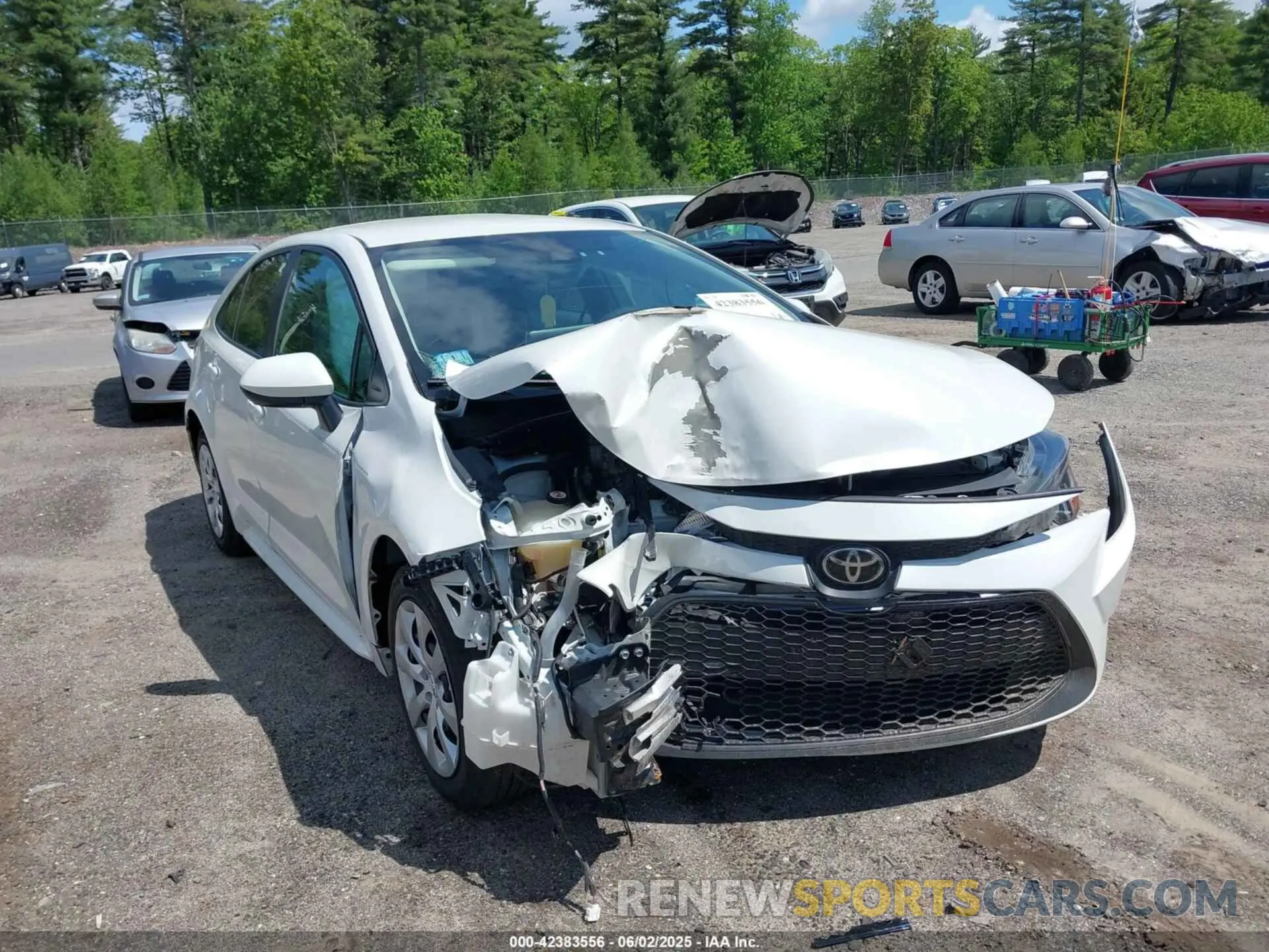 6 Photograph of a damaged car 5YFEPRAE0LP111822 TOYOTA COROLLA 2020
