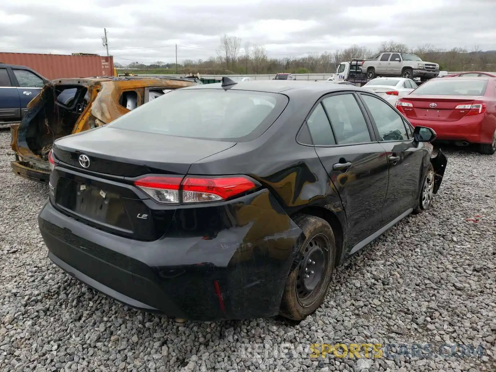 4 Photograph of a damaged car 5YFEPRAE0LP113330 TOYOTA COROLLA 2020