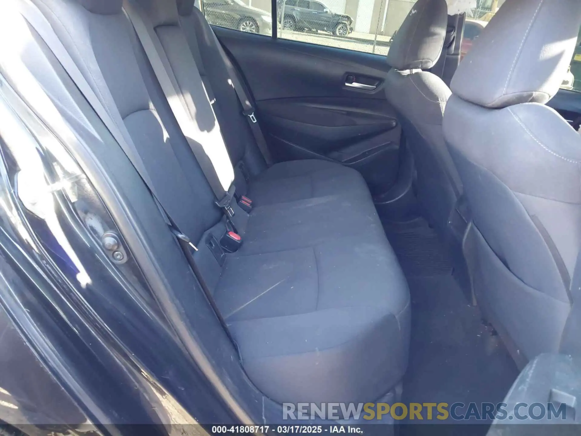8 Photograph of a damaged car 5YFEPRAE0LP113960 TOYOTA COROLLA 2020