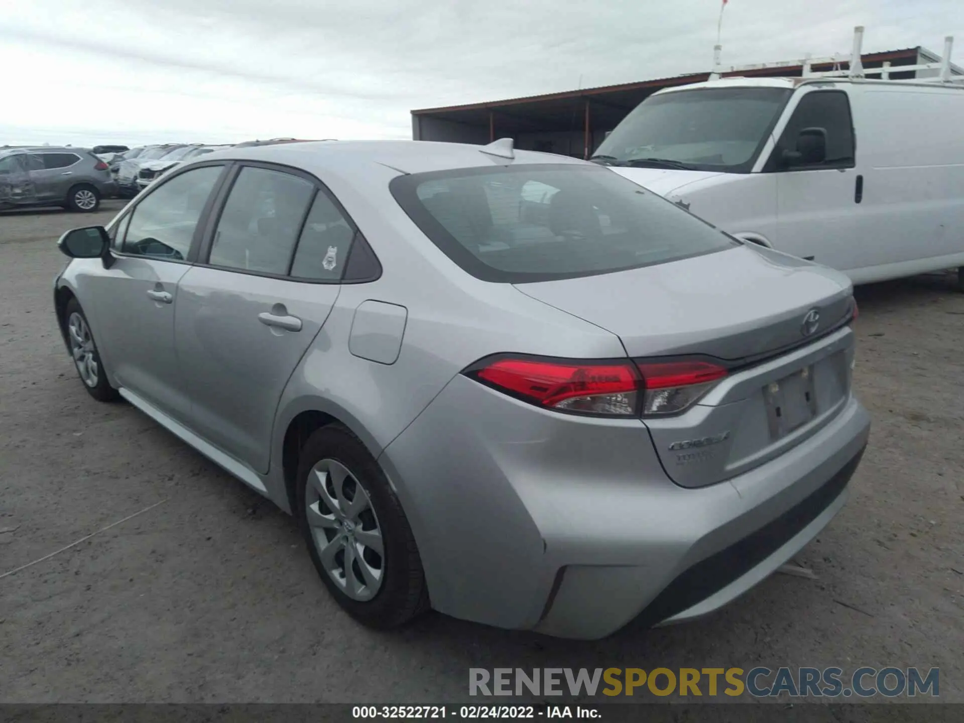 3 Photograph of a damaged car 5YFEPRAE0LP128409 TOYOTA COROLLA 2020