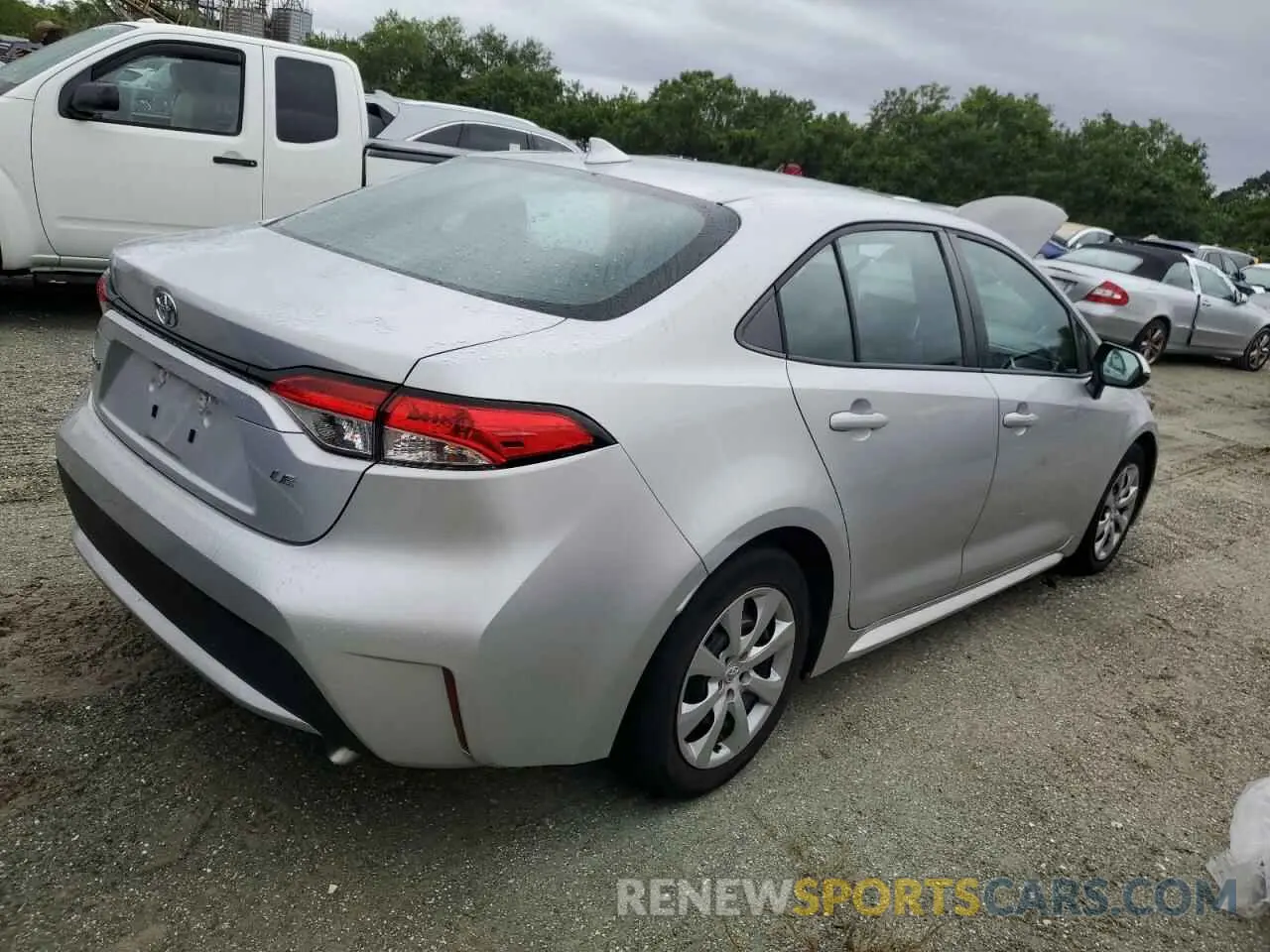 3 Photograph of a damaged car 5YFEPRAE0LP130712 TOYOTA COROLLA 2020