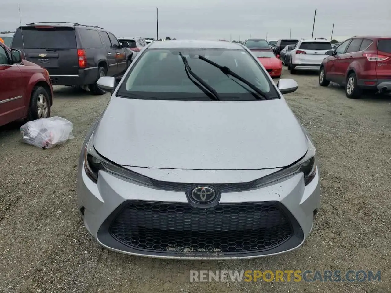 5 Photograph of a damaged car 5YFEPRAE0LP130712 TOYOTA COROLLA 2020