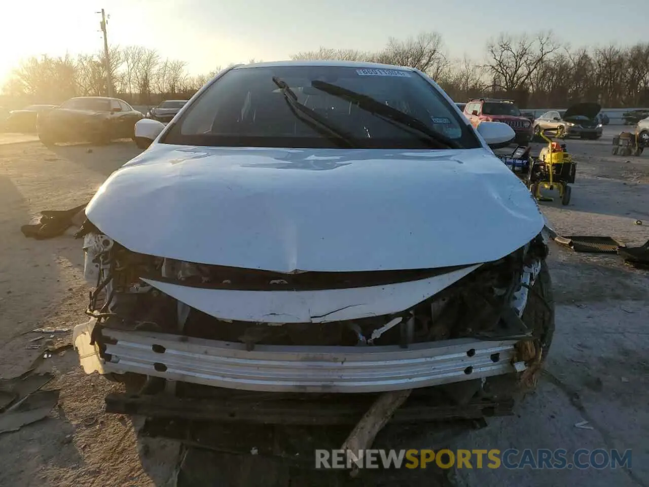 5 Photograph of a damaged car 5YFEPRAE0LP133500 TOYOTA COROLLA 2020