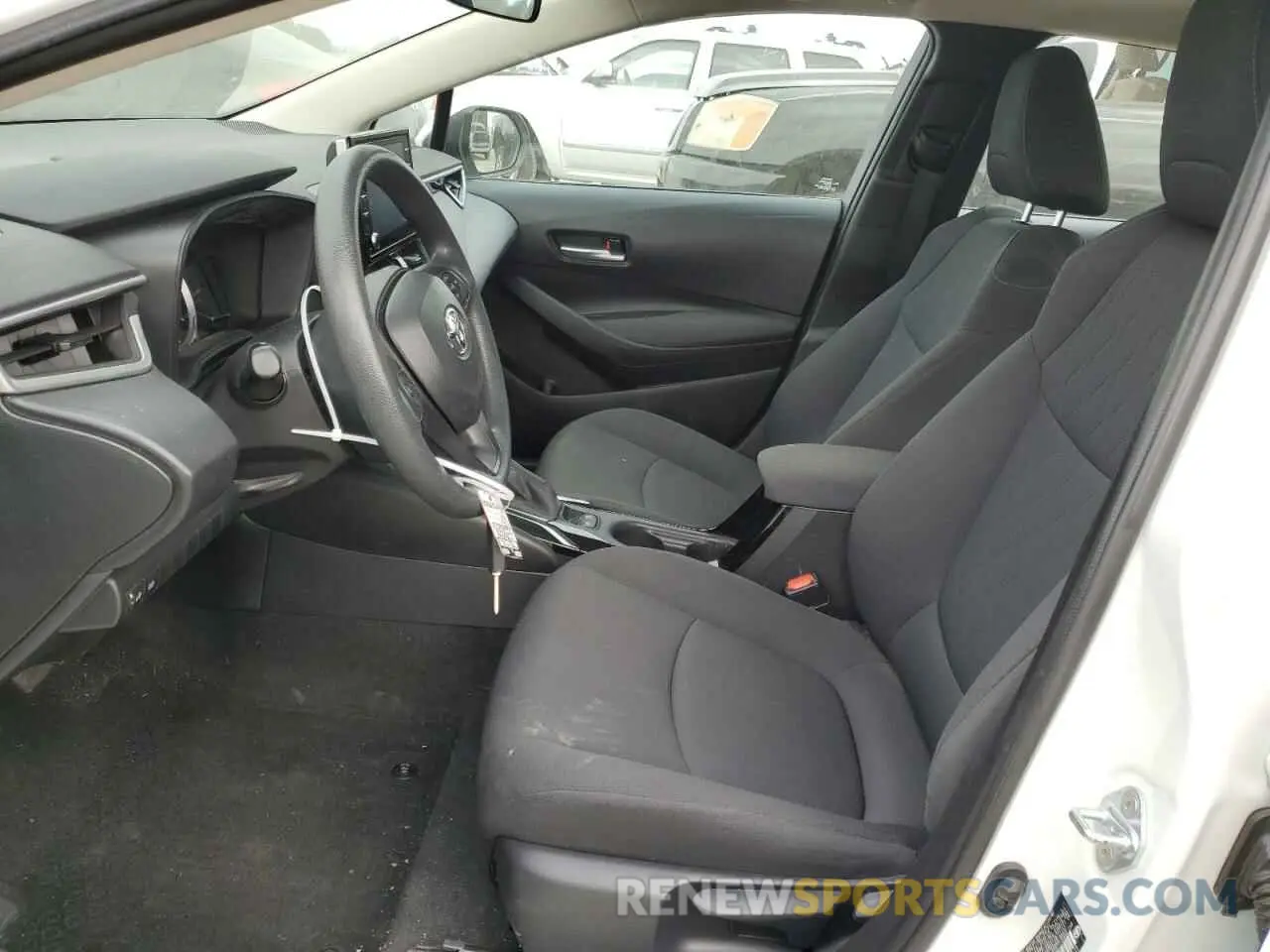 7 Photograph of a damaged car 5YFEPRAE0LP137238 TOYOTA COROLLA 2020