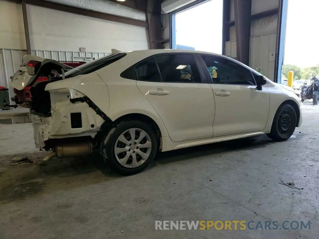 3 Photograph of a damaged car 5YFEPRAE0LP141659 TOYOTA COROLLA 2020