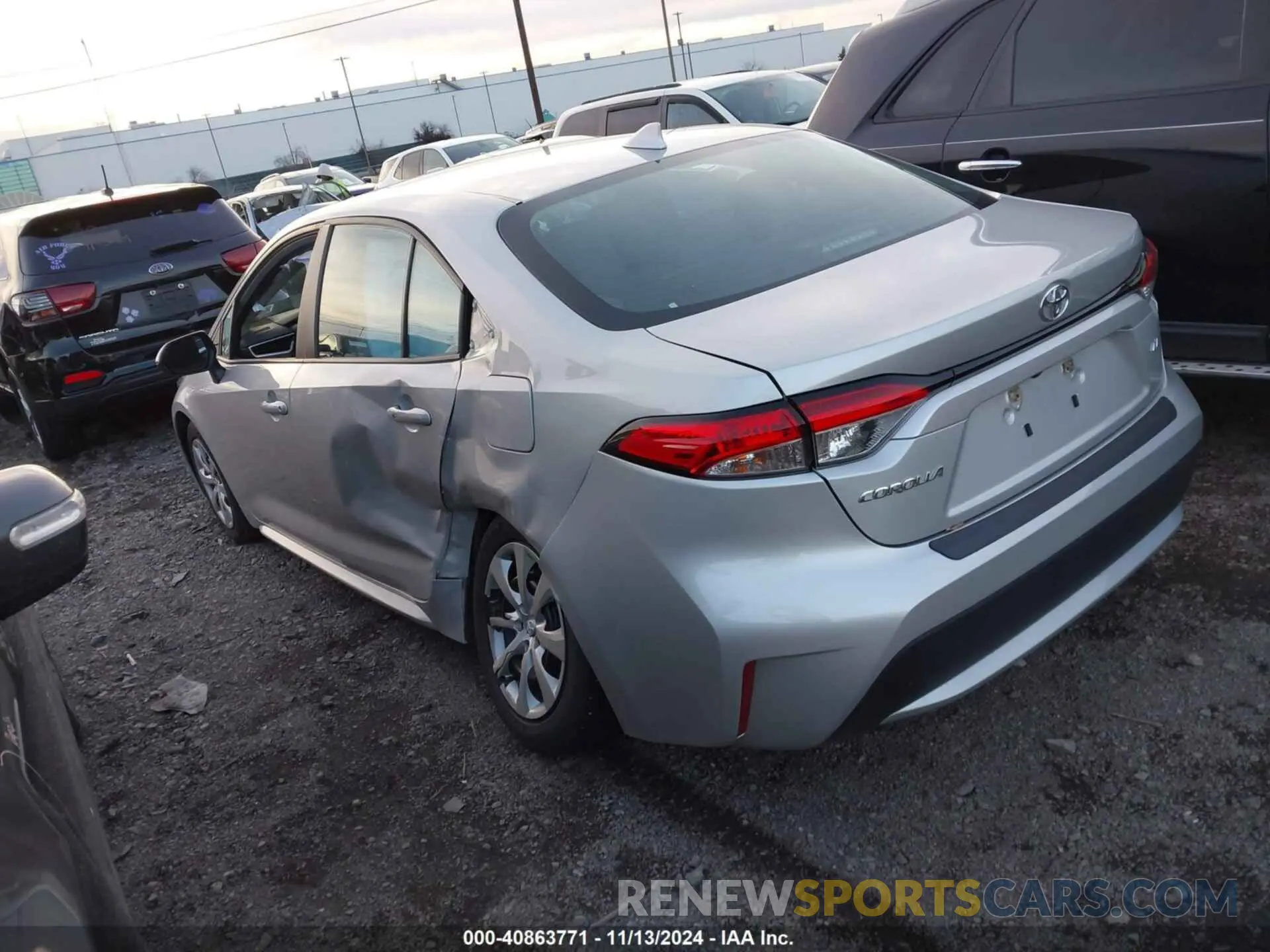 3 Photograph of a damaged car 5YFEPRAE0LP143654 TOYOTA COROLLA 2020