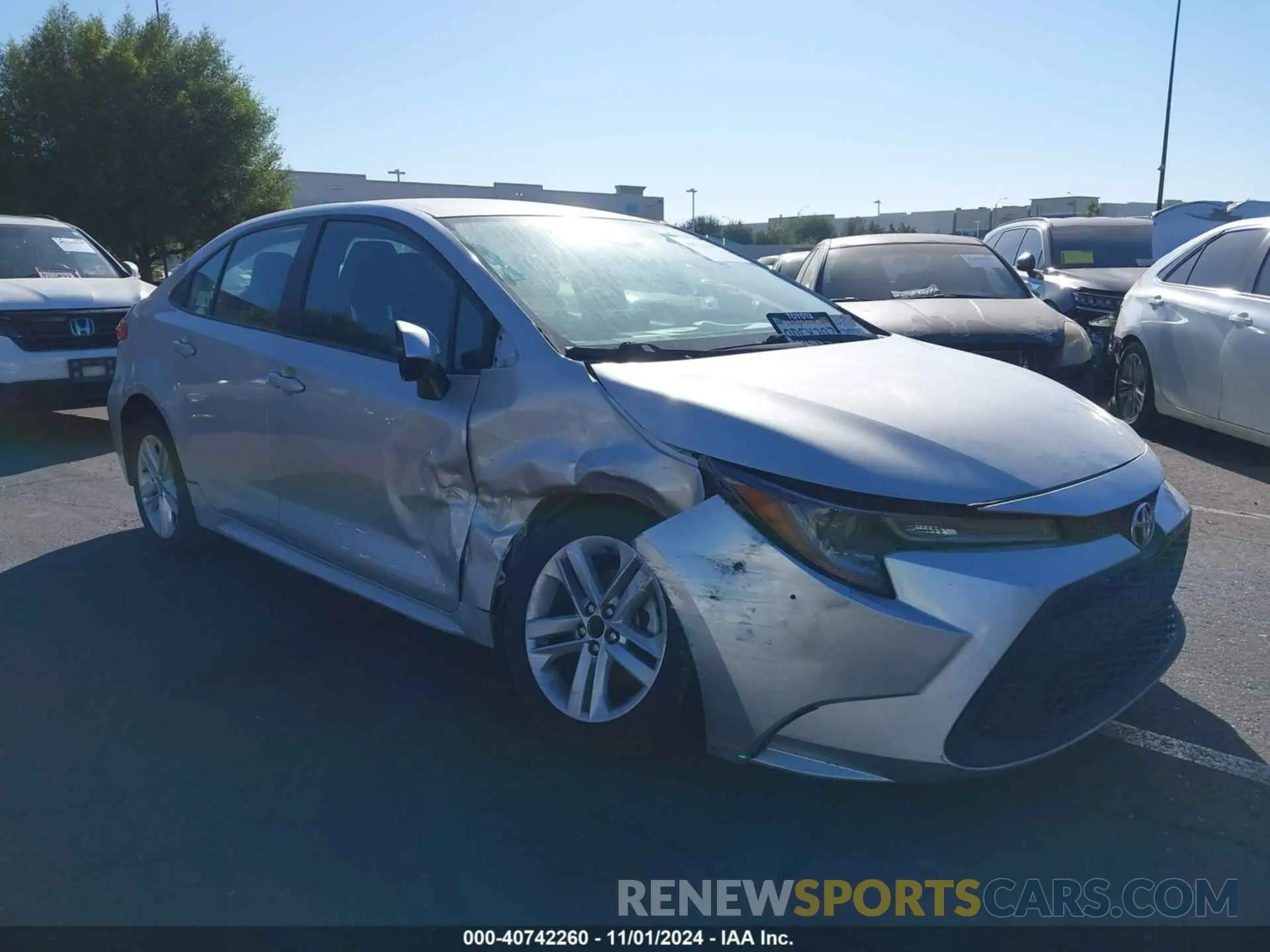 1 Photograph of a damaged car 5YFEPRAE1LP021403 TOYOTA COROLLA 2020