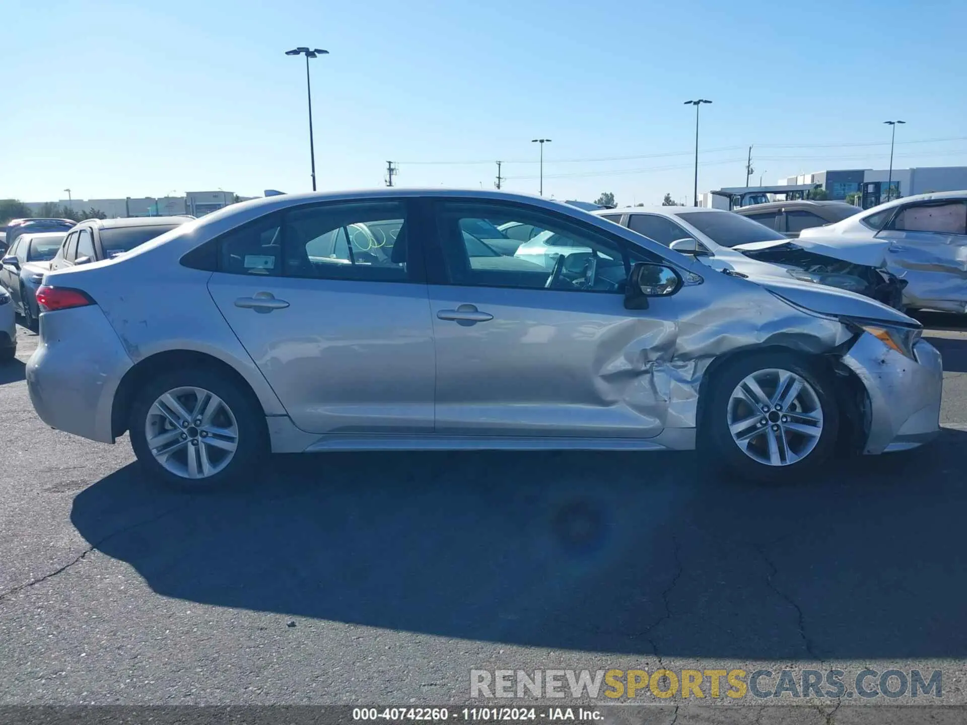 6 Photograph of a damaged car 5YFEPRAE1LP021403 TOYOTA COROLLA 2020