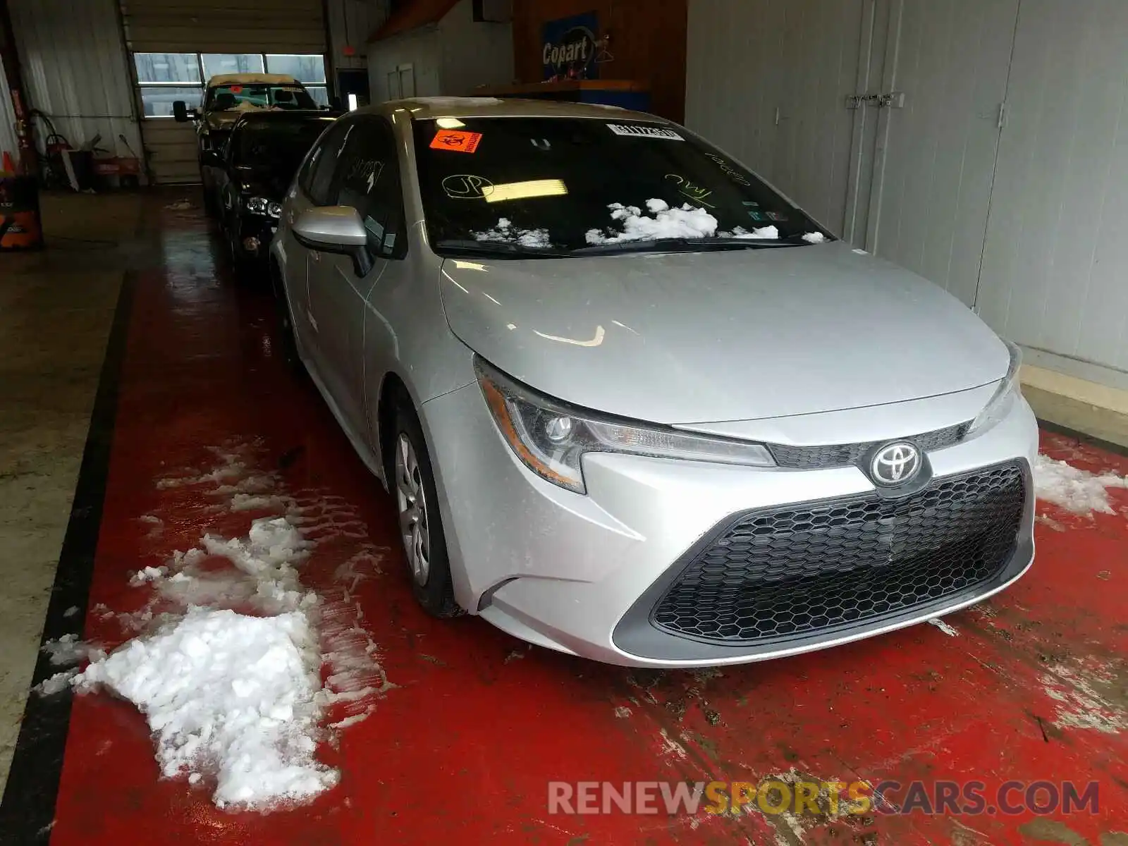 1 Photograph of a damaged car 5YFEPRAE1LP022101 TOYOTA COROLLA 2020