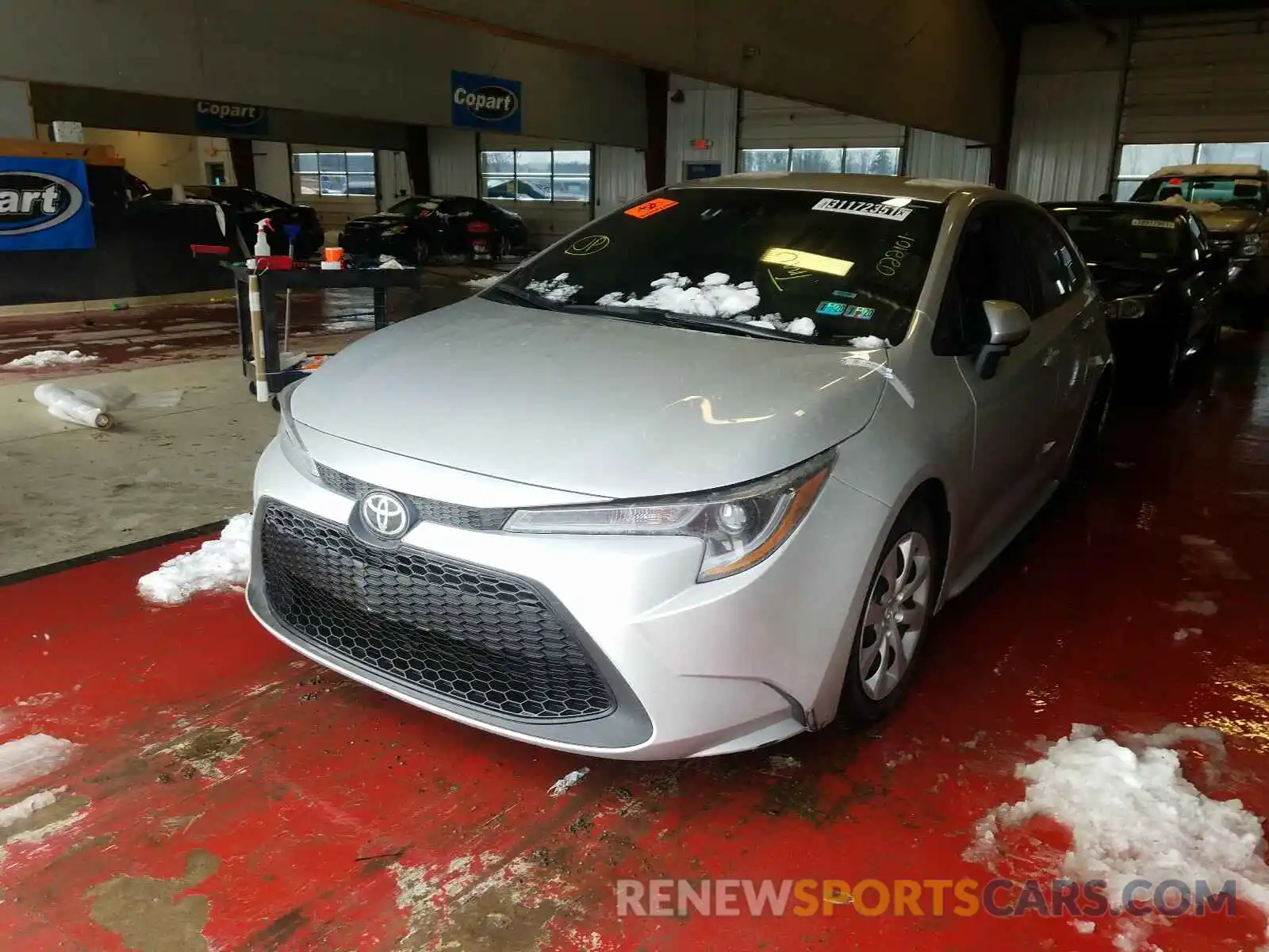 2 Photograph of a damaged car 5YFEPRAE1LP022101 TOYOTA COROLLA 2020