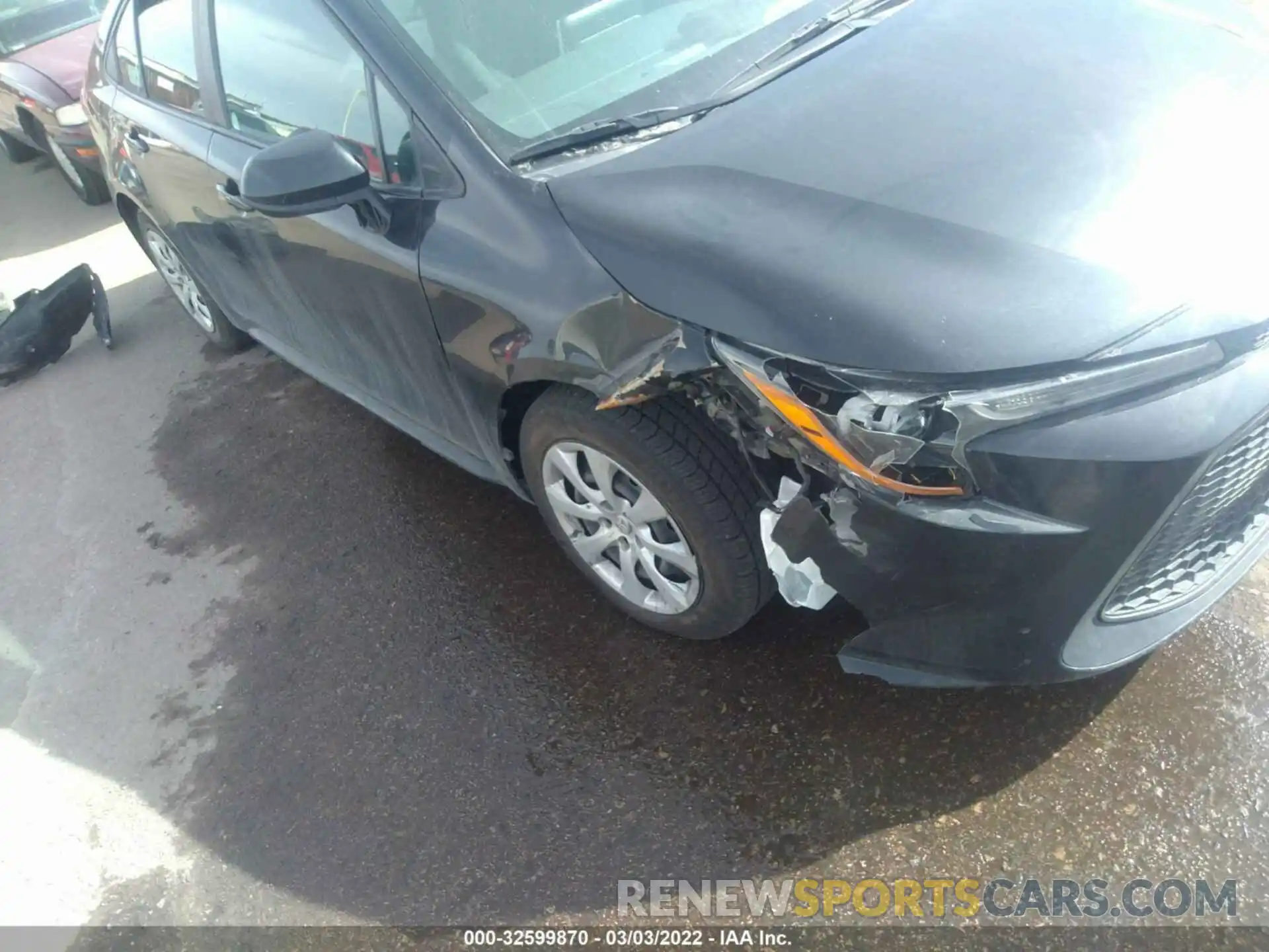 6 Photograph of a damaged car 5YFEPRAE1LP028335 TOYOTA COROLLA 2020