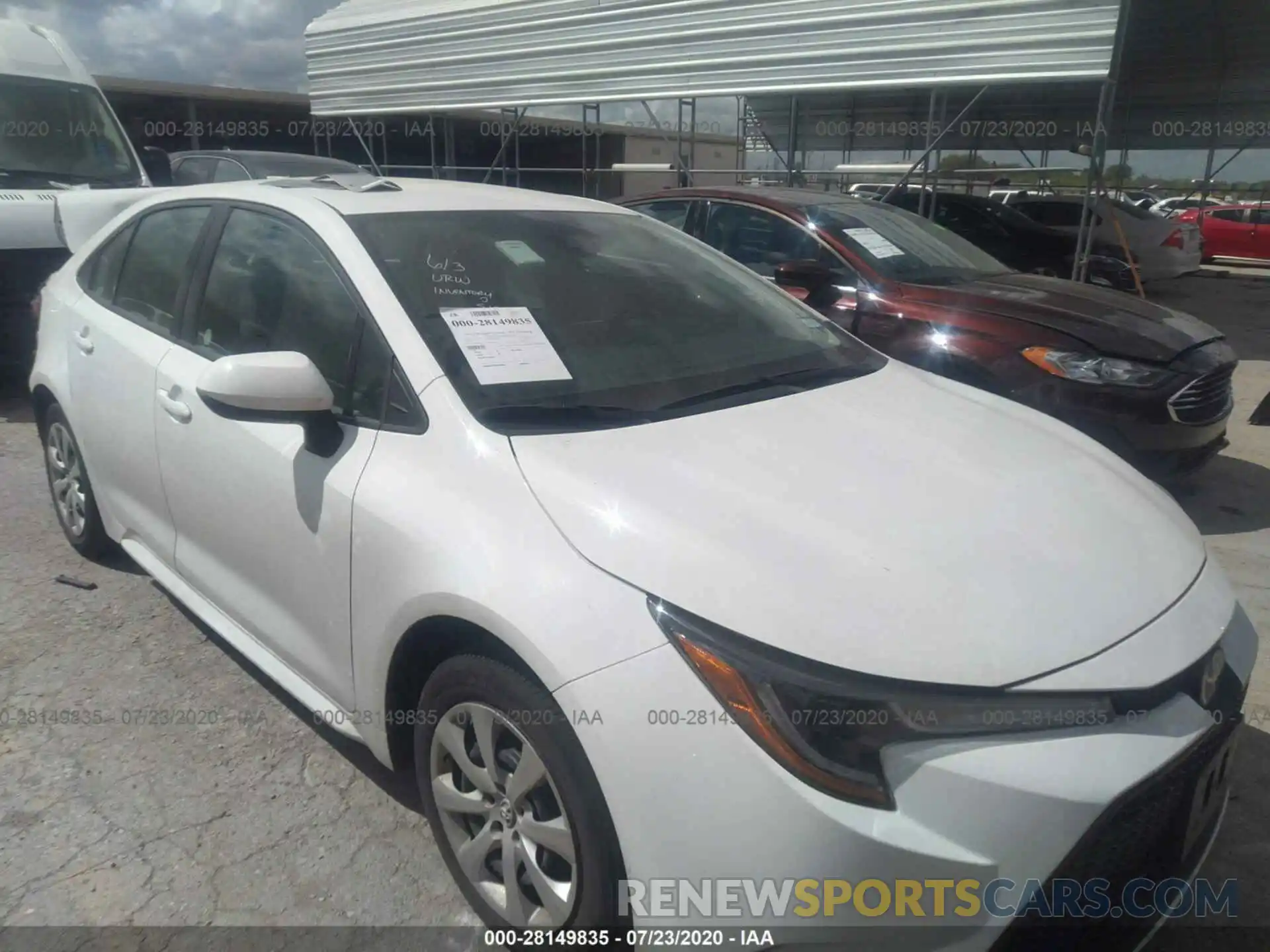 1 Photograph of a damaged car 5YFEPRAE1LP032059 TOYOTA COROLLA 2020