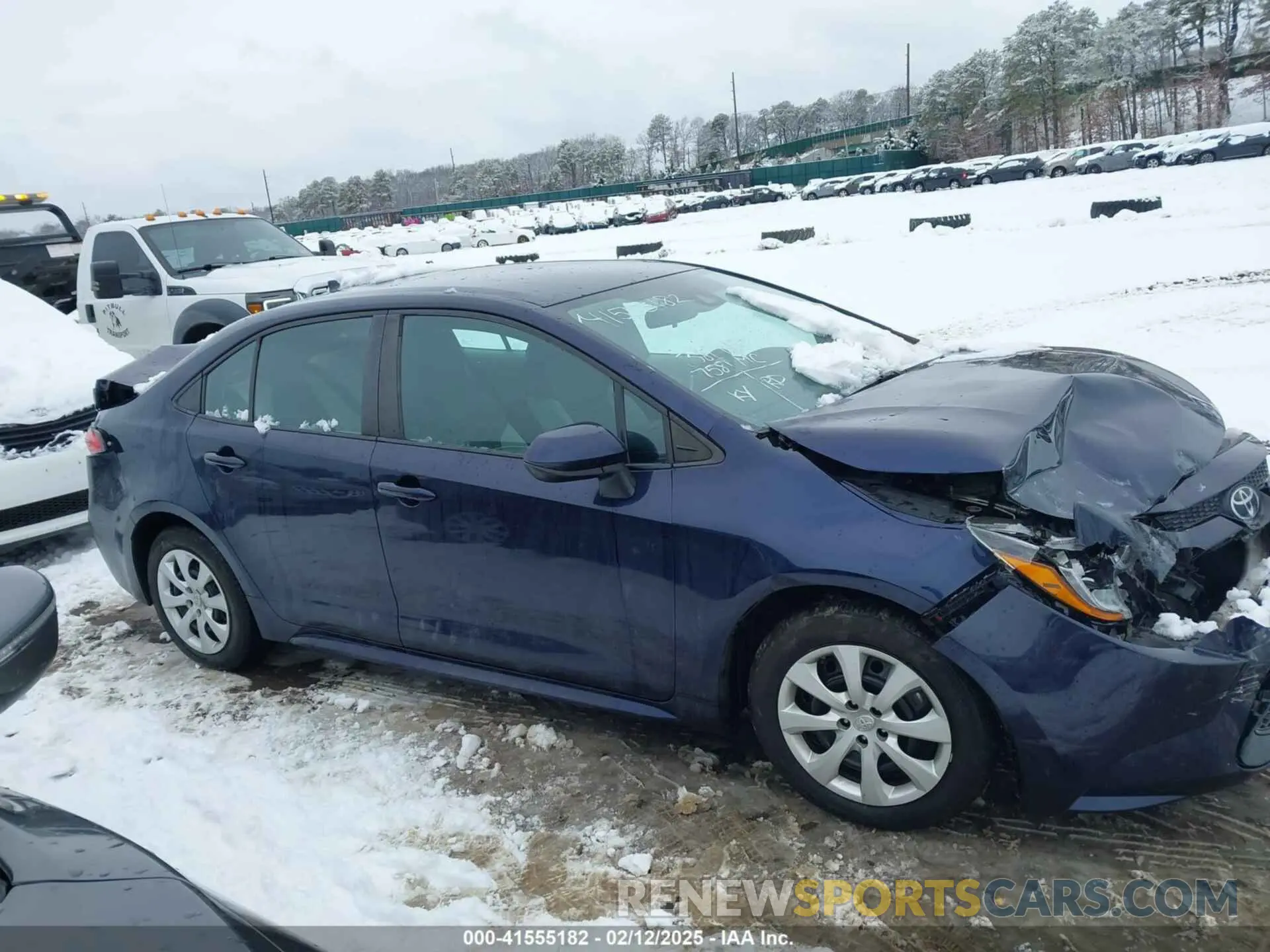 13 Photograph of a damaged car 5YFEPRAE1LP035687 TOYOTA COROLLA 2020