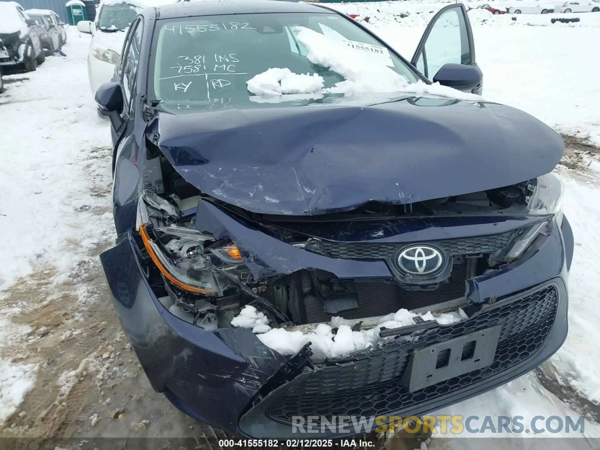 6 Photograph of a damaged car 5YFEPRAE1LP035687 TOYOTA COROLLA 2020