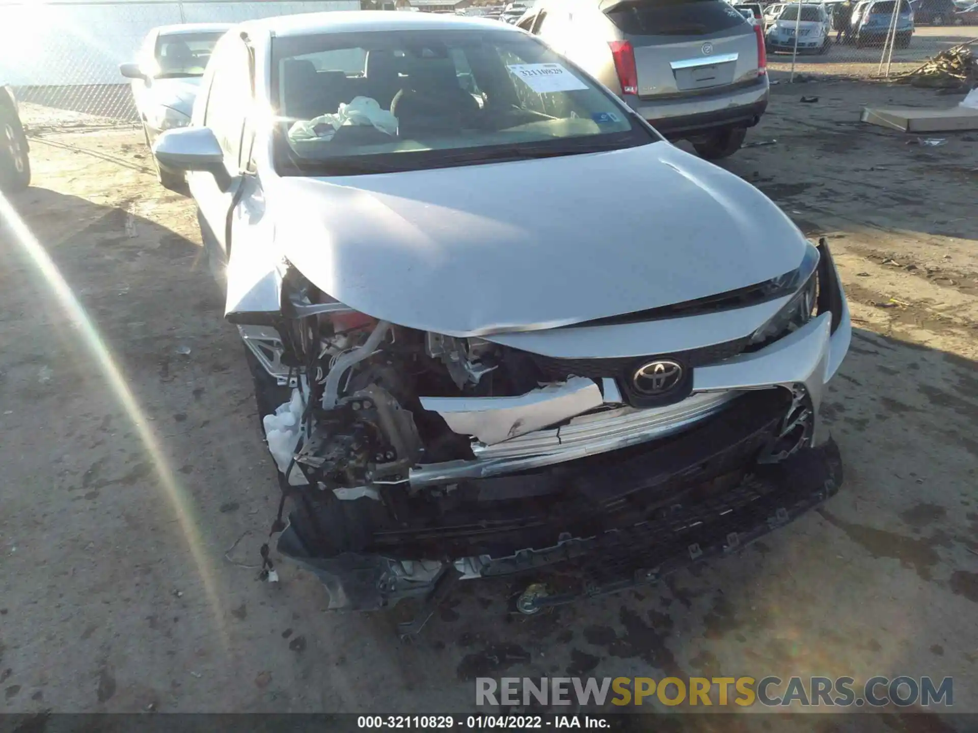 6 Photograph of a damaged car 5YFEPRAE1LP037682 TOYOTA COROLLA 2020