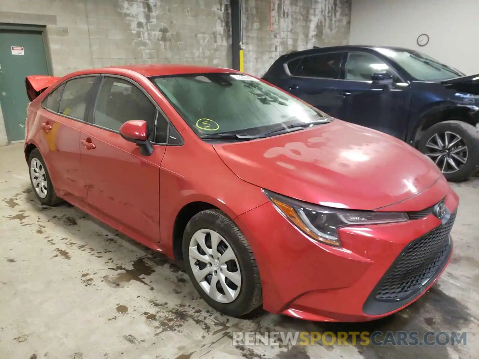 1 Photograph of a damaged car 5YFEPRAE1LP046012 TOYOTA COROLLA 2020