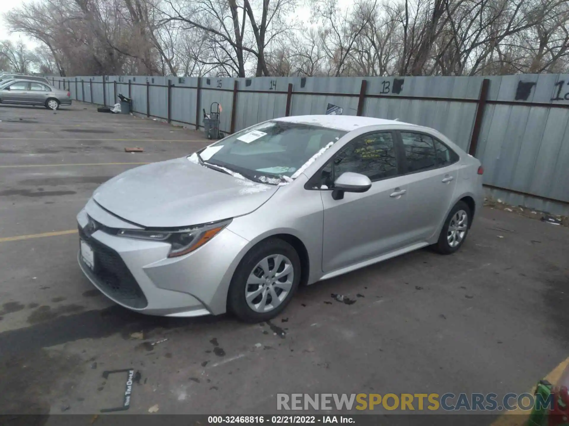 2 Photograph of a damaged car 5YFEPRAE1LP055776 TOYOTA COROLLA 2020