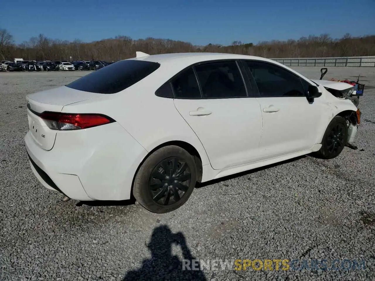 3 Photograph of a damaged car 5YFEPRAE1LP055891 TOYOTA COROLLA 2020