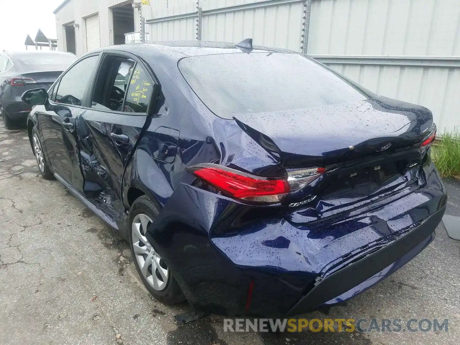 3 Photograph of a damaged car 5YFEPRAE1LP061366 TOYOTA COROLLA 2020