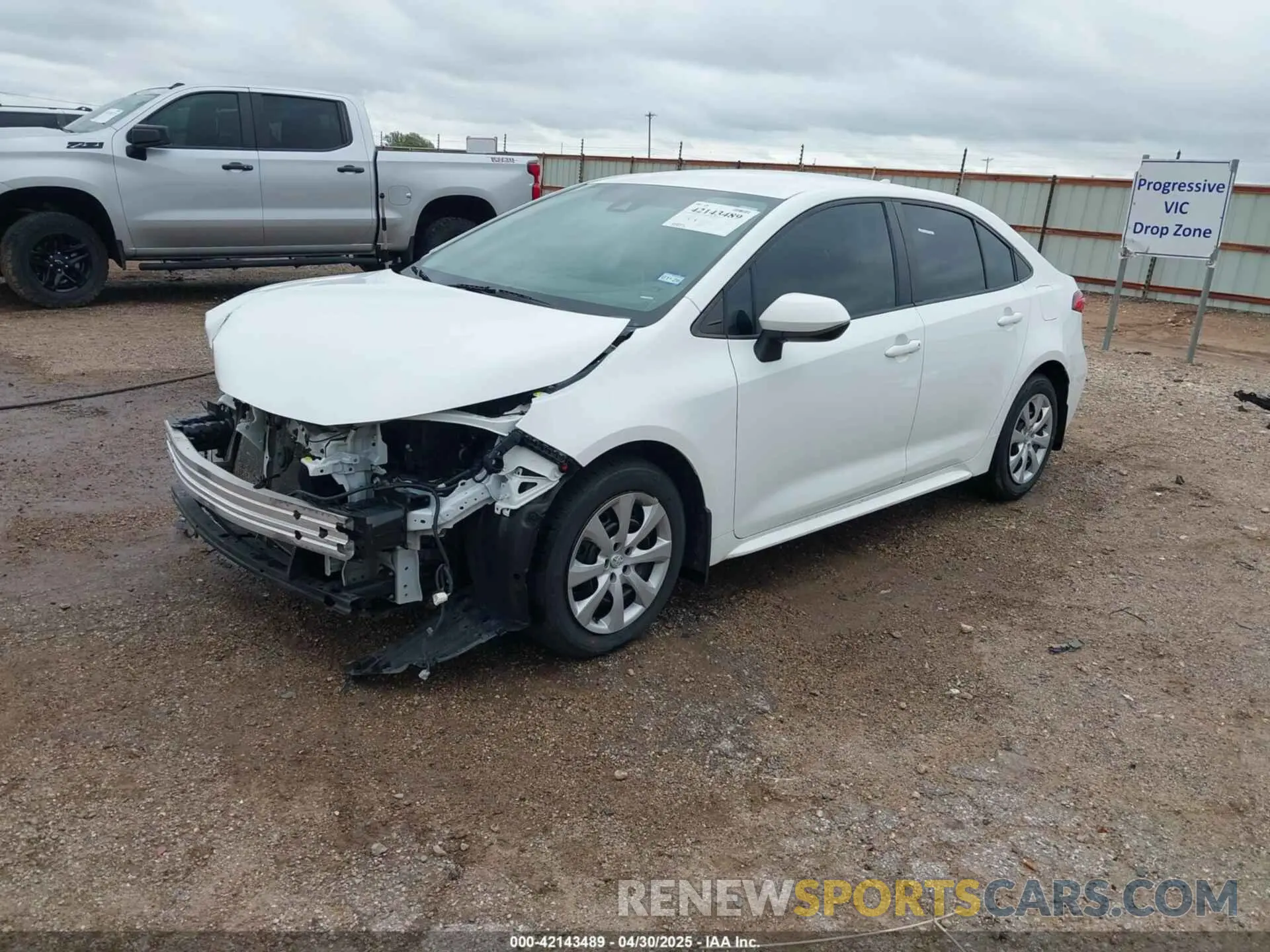 2 Photograph of a damaged car 5YFEPRAE1LP061979 TOYOTA COROLLA 2020