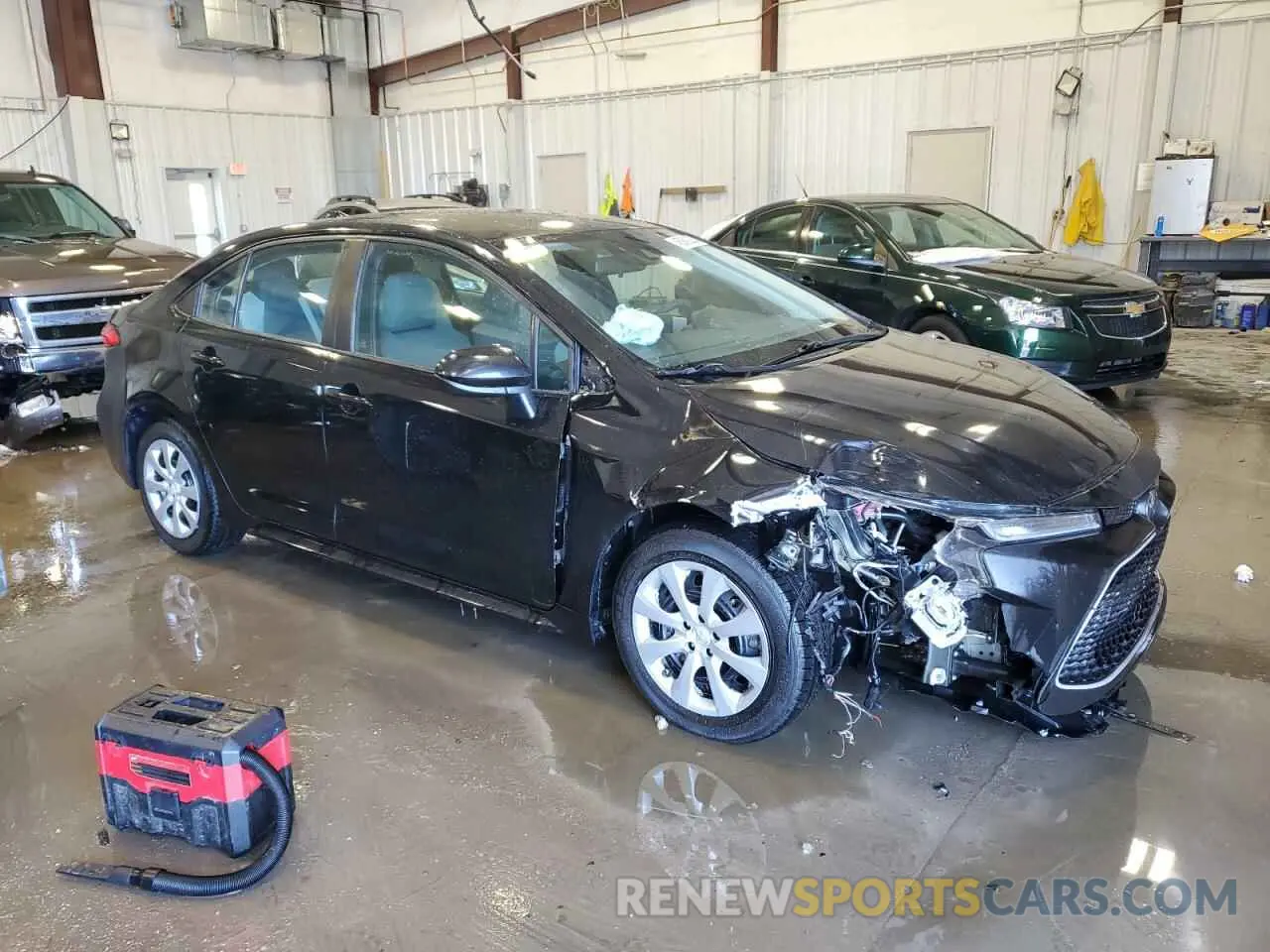 4 Photograph of a damaged car 5YFEPRAE1LP066793 TOYOTA COROLLA 2020