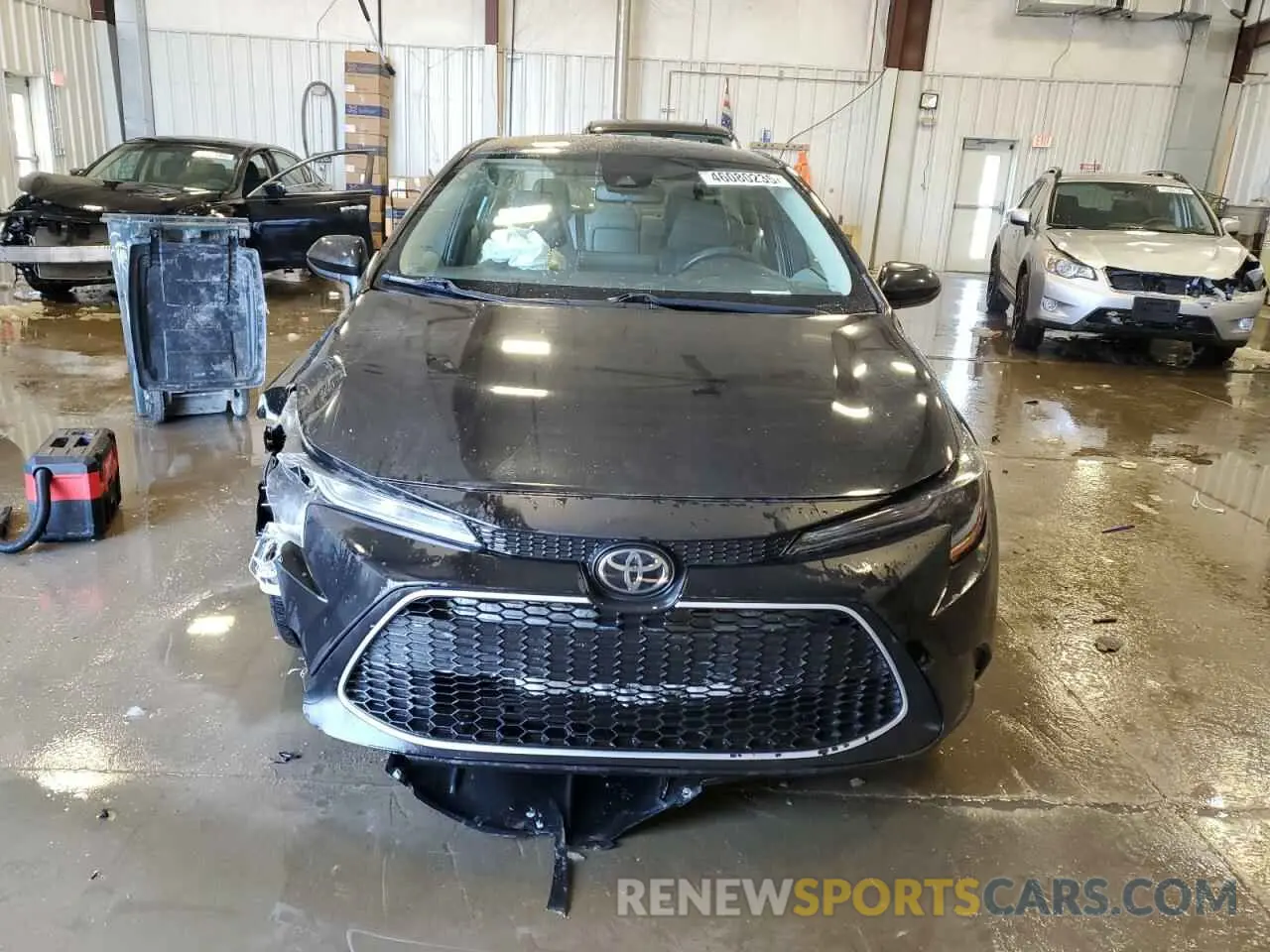 5 Photograph of a damaged car 5YFEPRAE1LP066793 TOYOTA COROLLA 2020