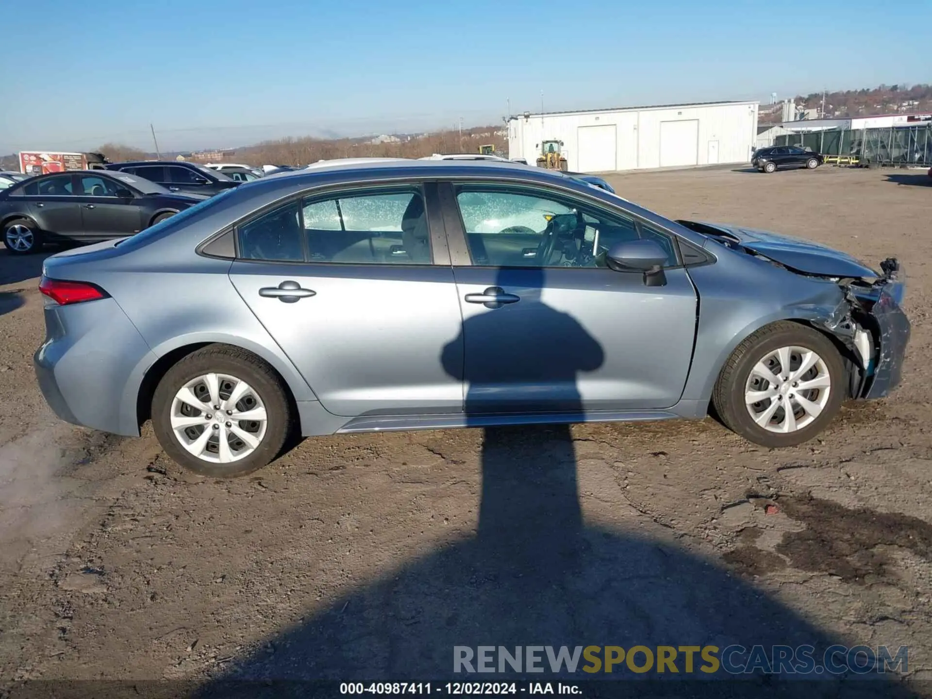 13 Photograph of a damaged car 5YFEPRAE1LP069063 TOYOTA COROLLA 2020