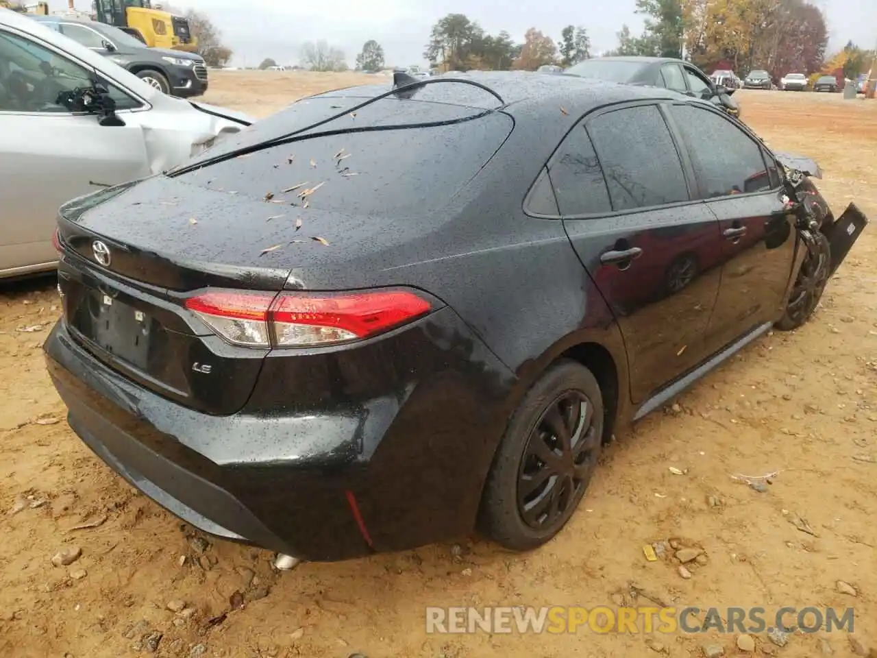 4 Photograph of a damaged car 5YFEPRAE1LP069211 TOYOTA COROLLA 2020