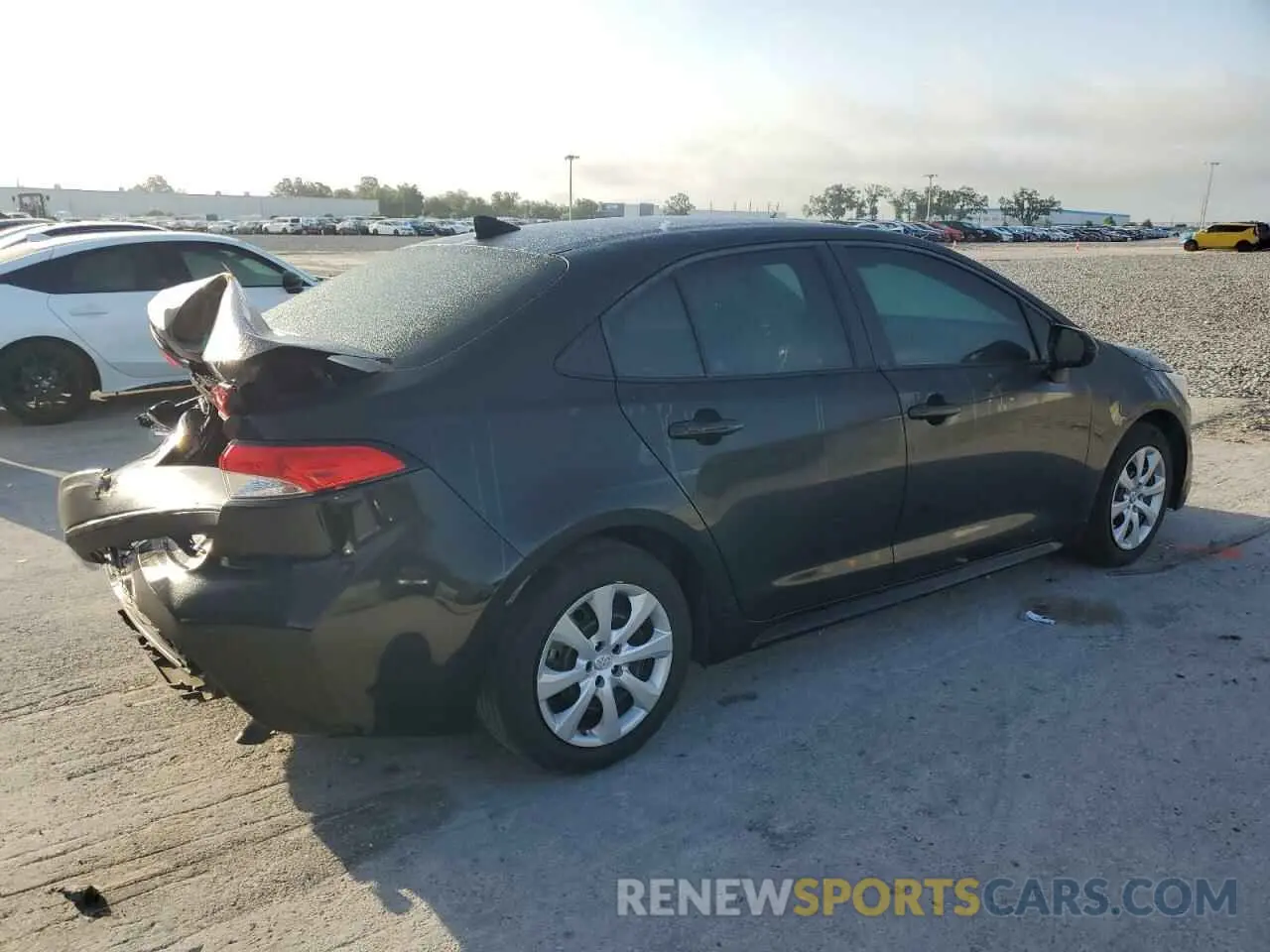 3 Photograph of a damaged car 5YFEPRAE1LP071640 TOYOTA COROLLA 2020