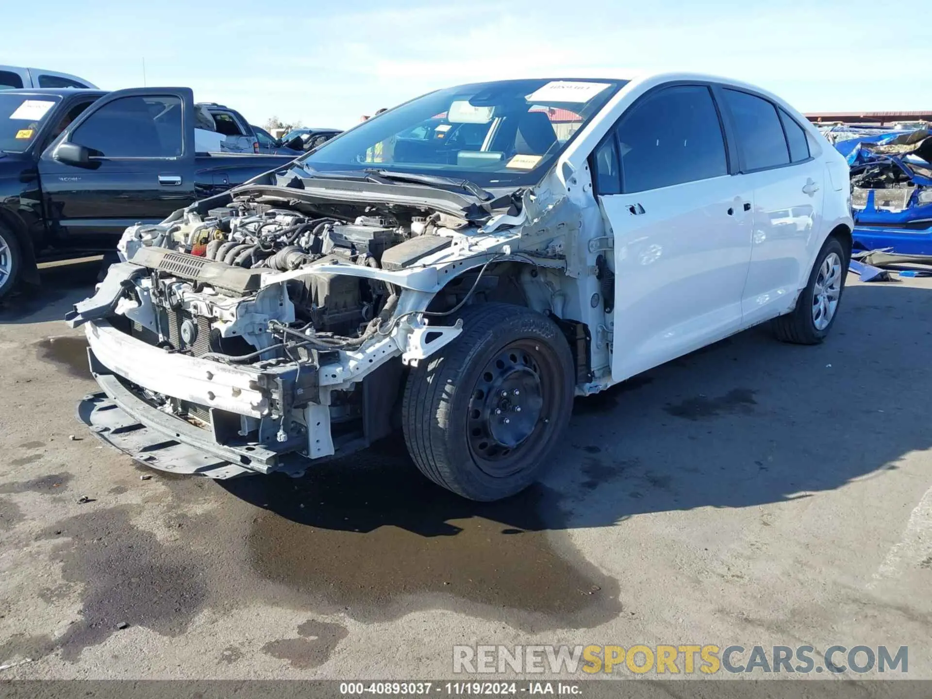 2 Photograph of a damaged car 5YFEPRAE1LP073145 TOYOTA COROLLA 2020