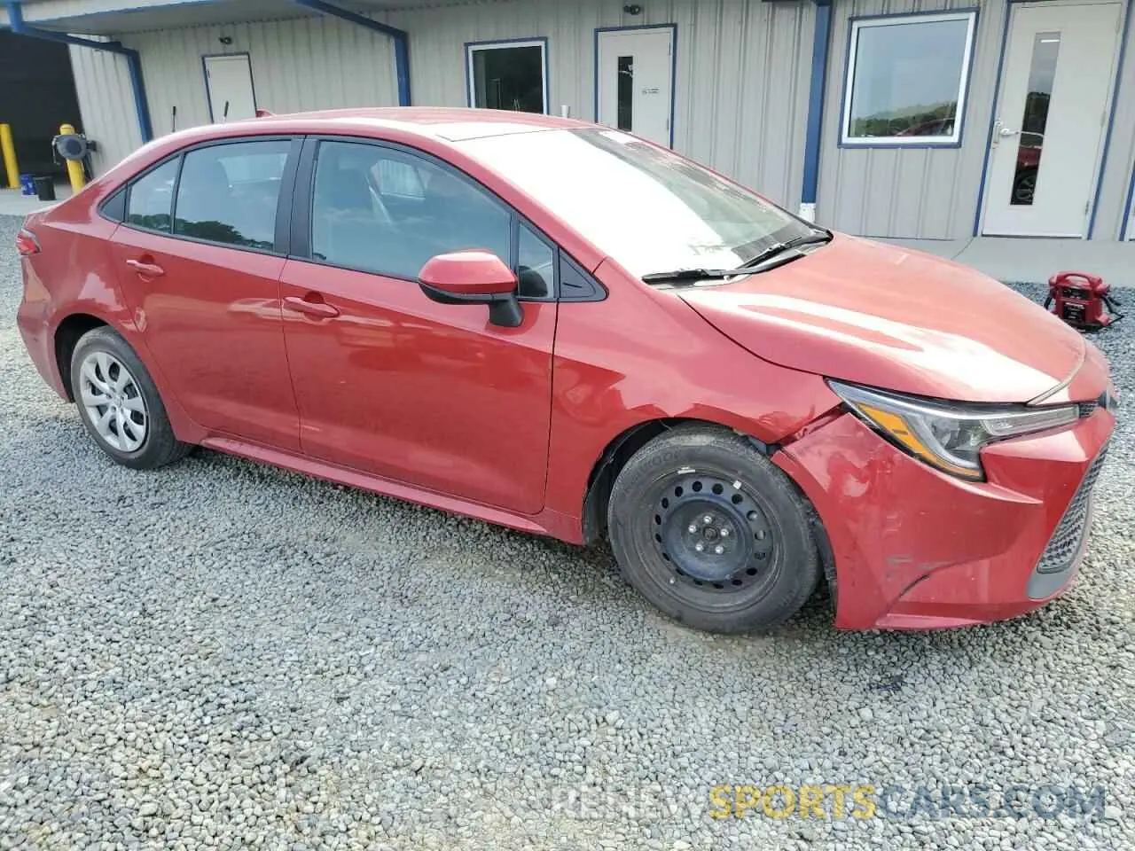 4 Photograph of a damaged car 5YFEPRAE1LP074215 TOYOTA COROLLA 2020