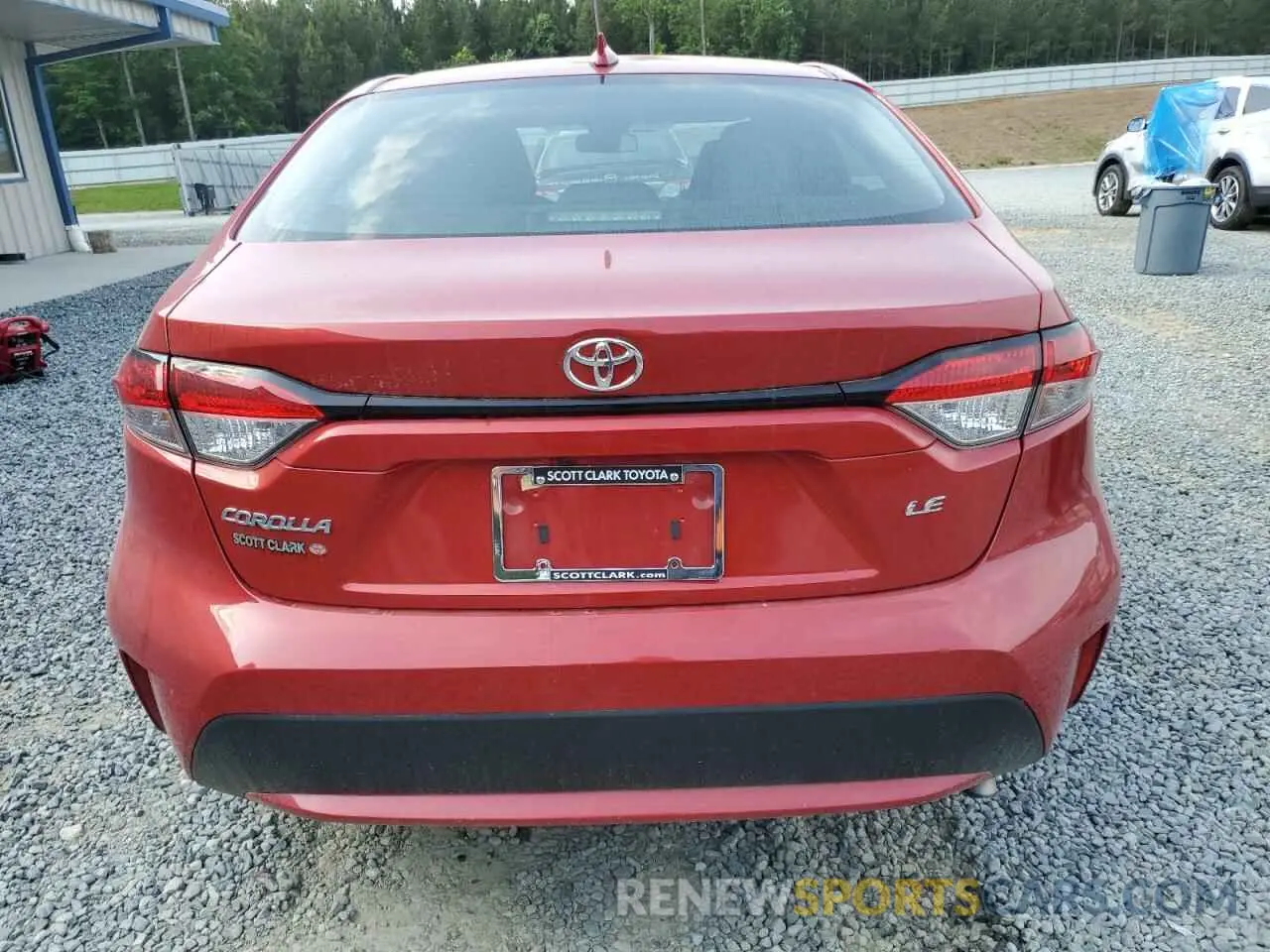 6 Photograph of a damaged car 5YFEPRAE1LP074215 TOYOTA COROLLA 2020